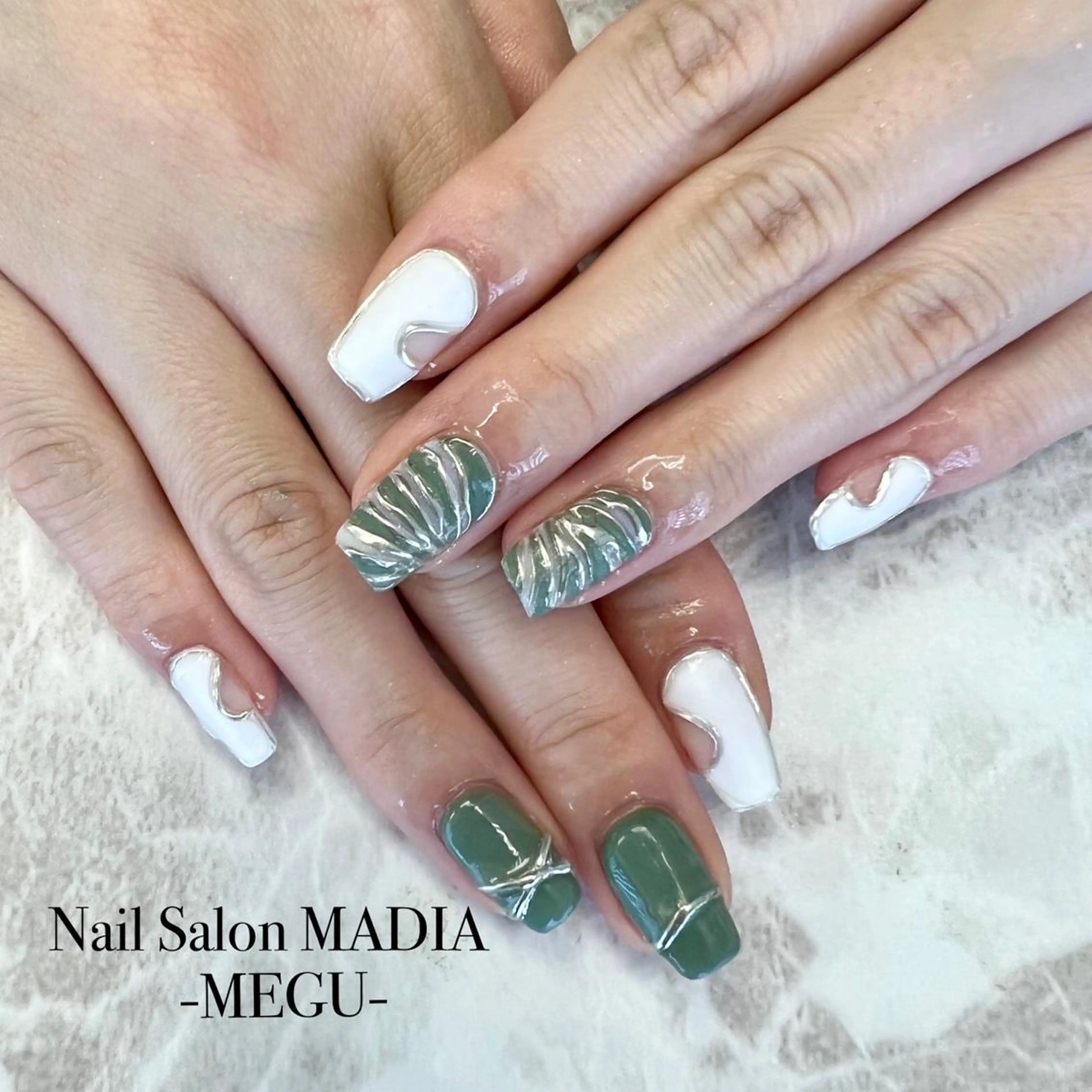 ネイル MADIA藤沢所属・MADIA MEGUのネイルデザイン