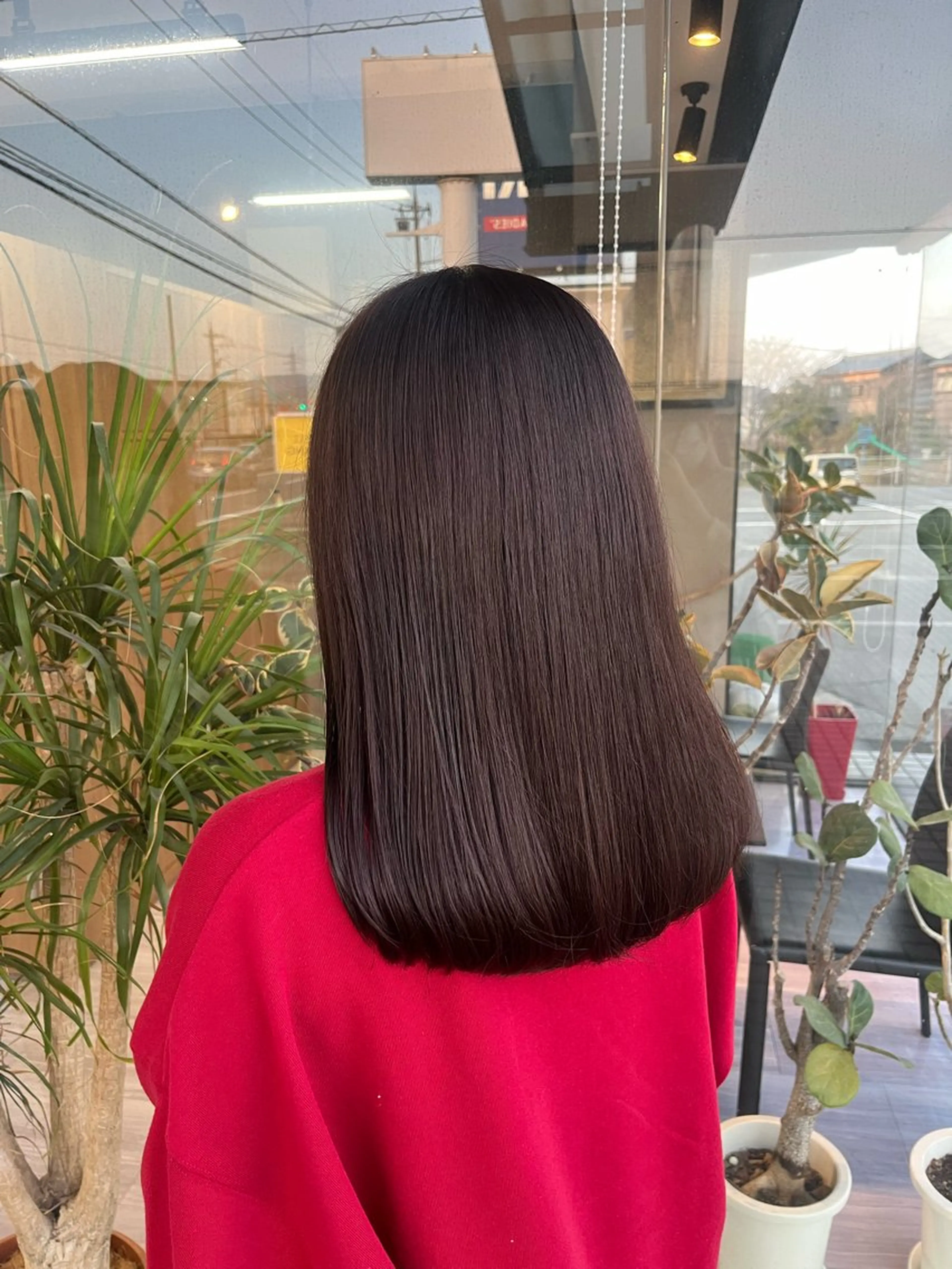 セミロング alu所属・alu yuinaのヘアスタイル