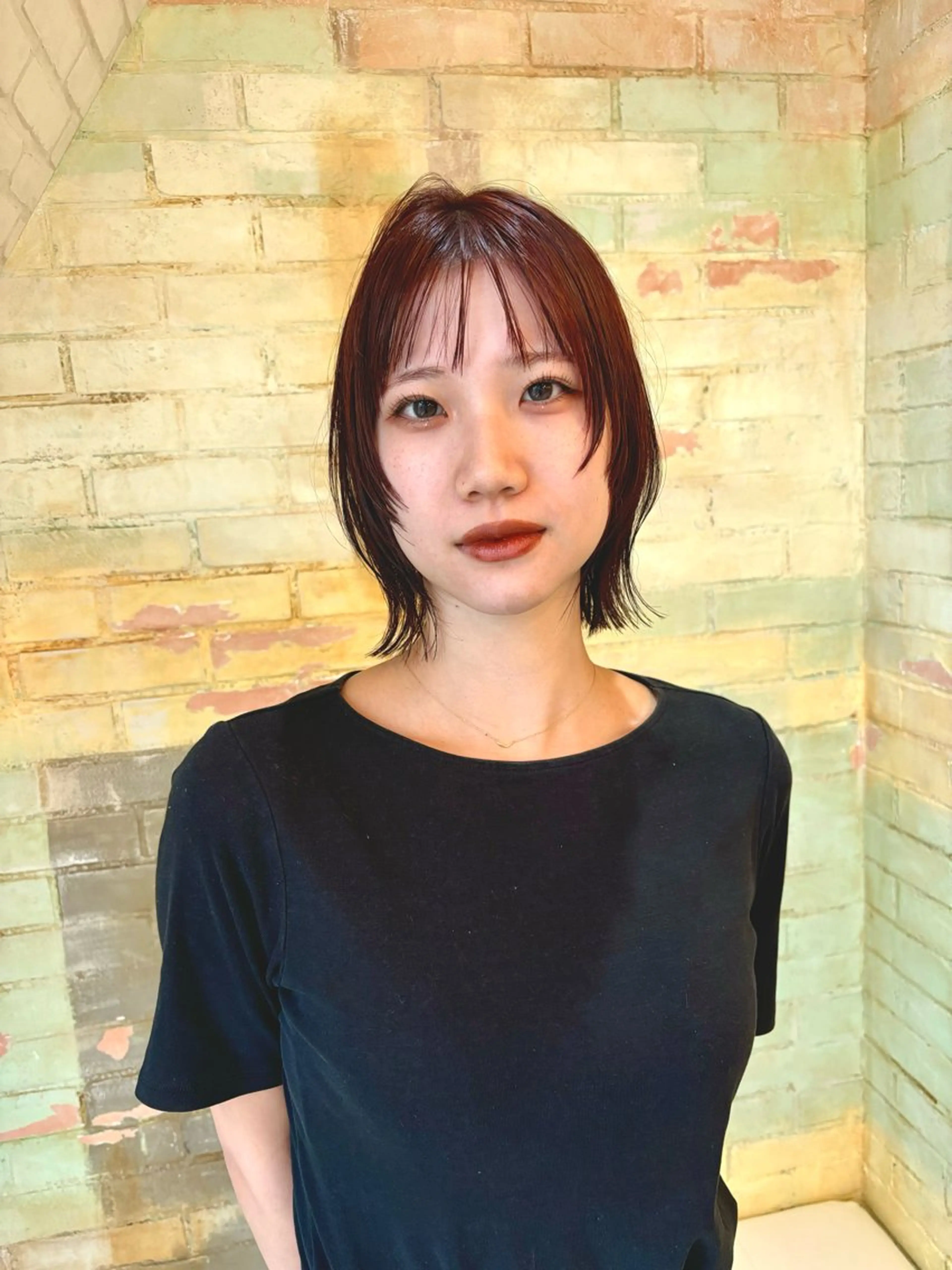 ショート カラー ブリーチ ダブルカラー ブリーチなしカラー レッドカラー カット ヘアカラー 増井 彩乃のヘアスタイル