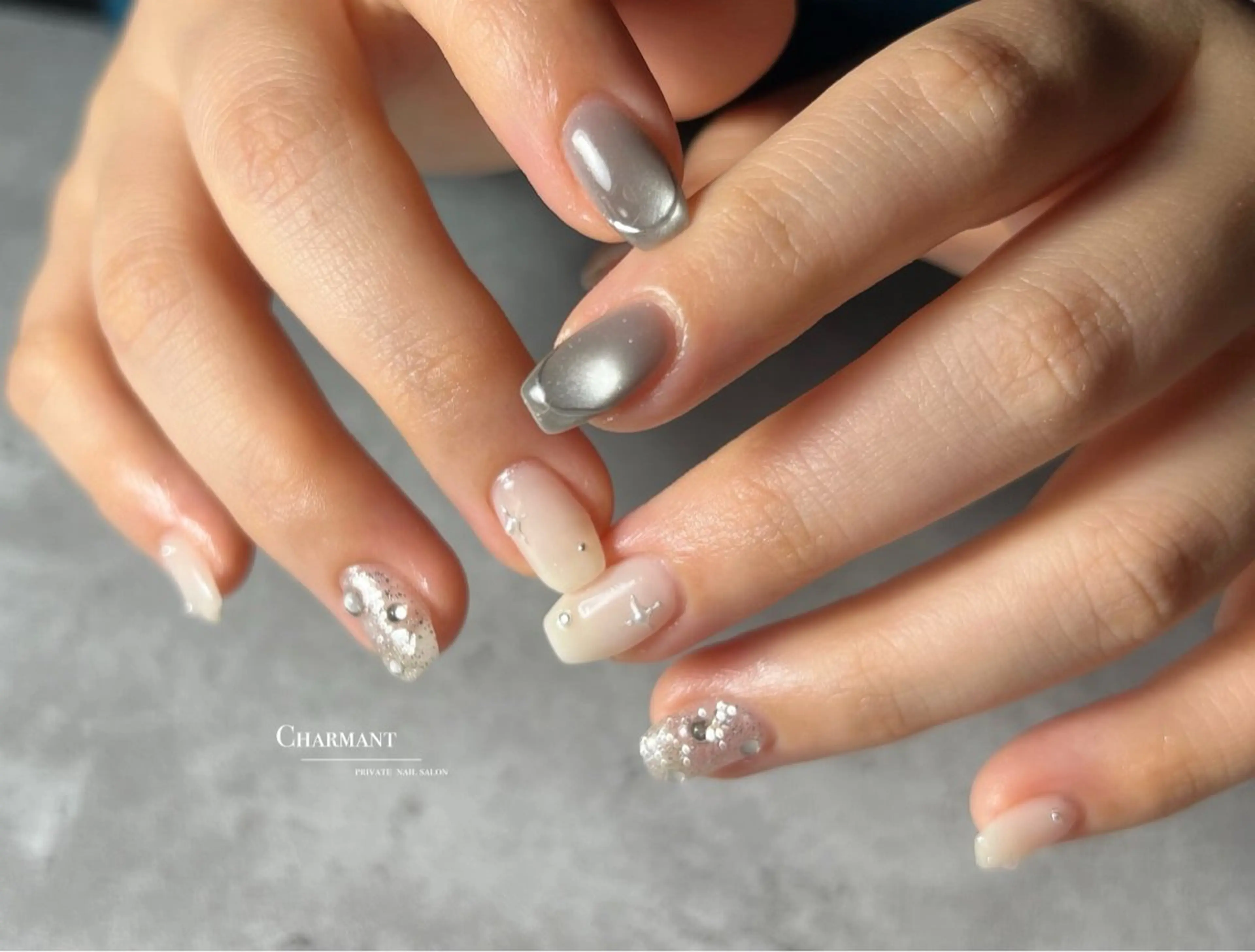 ネイル ハンドネイル Minako 【Charmant】のネイルデザイン