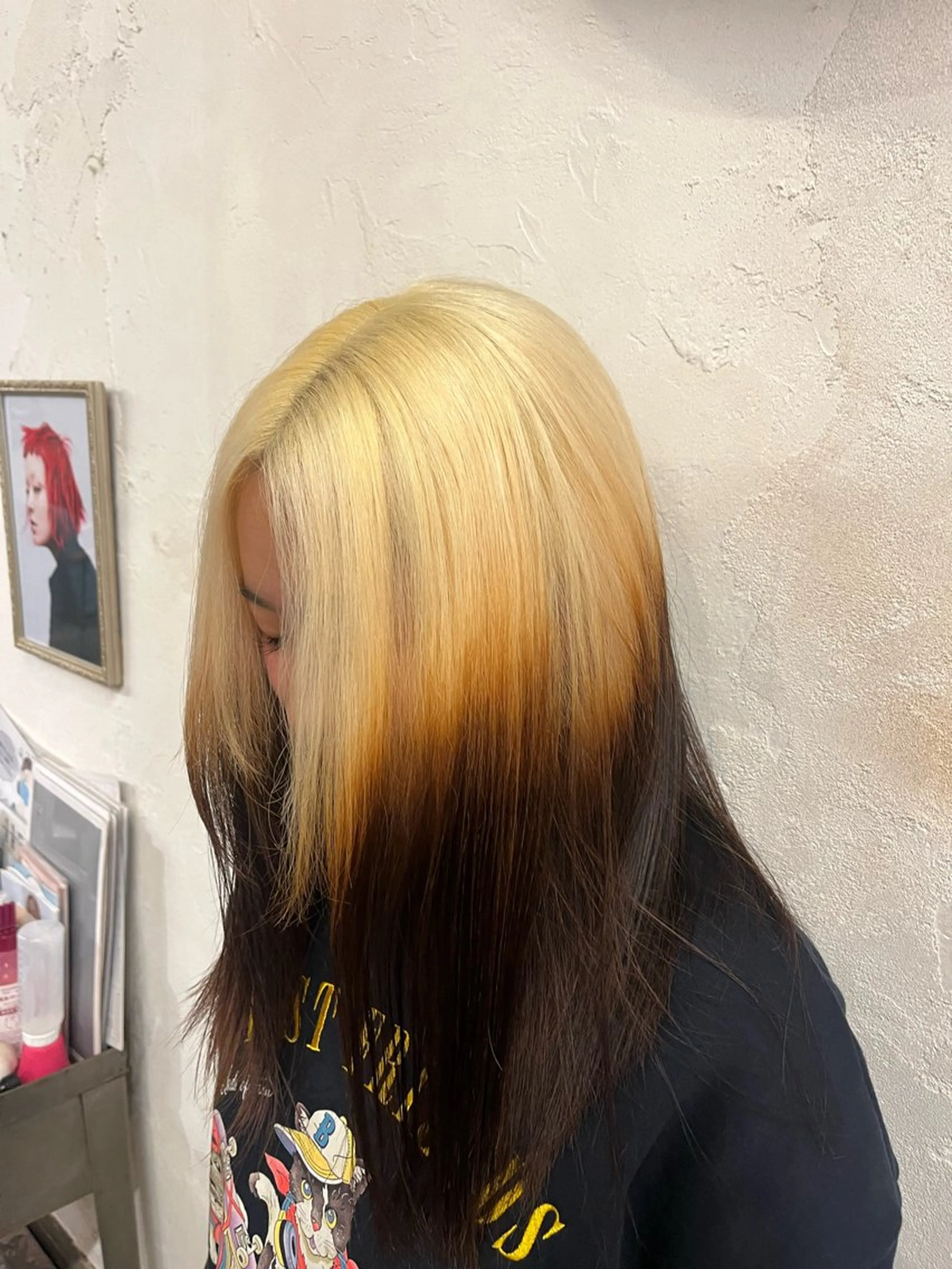 ロング カラー ブリーチ 抜きっぱなしブロンド 糸賀 蒼天のヘアスタイル