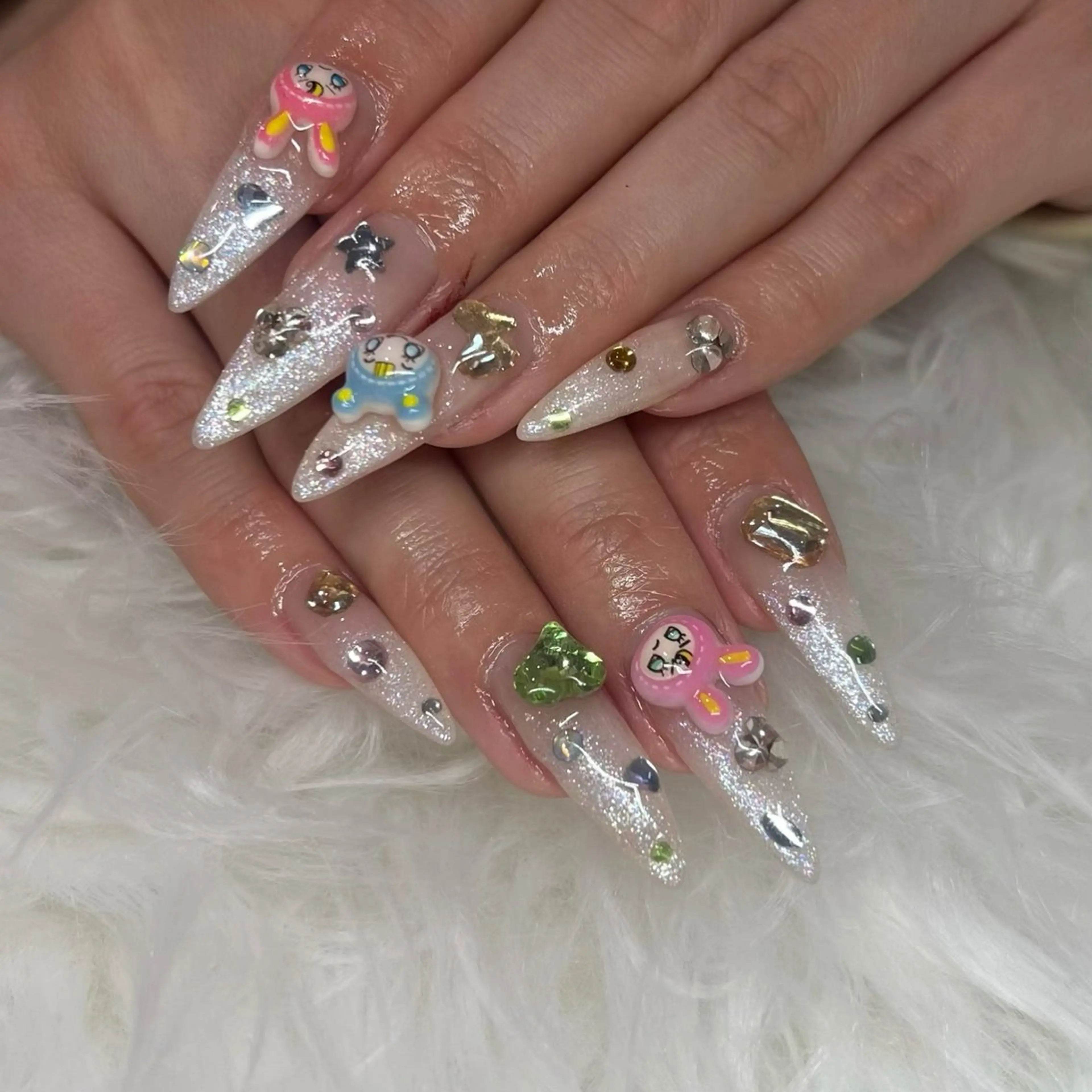 ネイル ハンドネイル 透明感ネイル ｜mahiru.のネイルデザイン