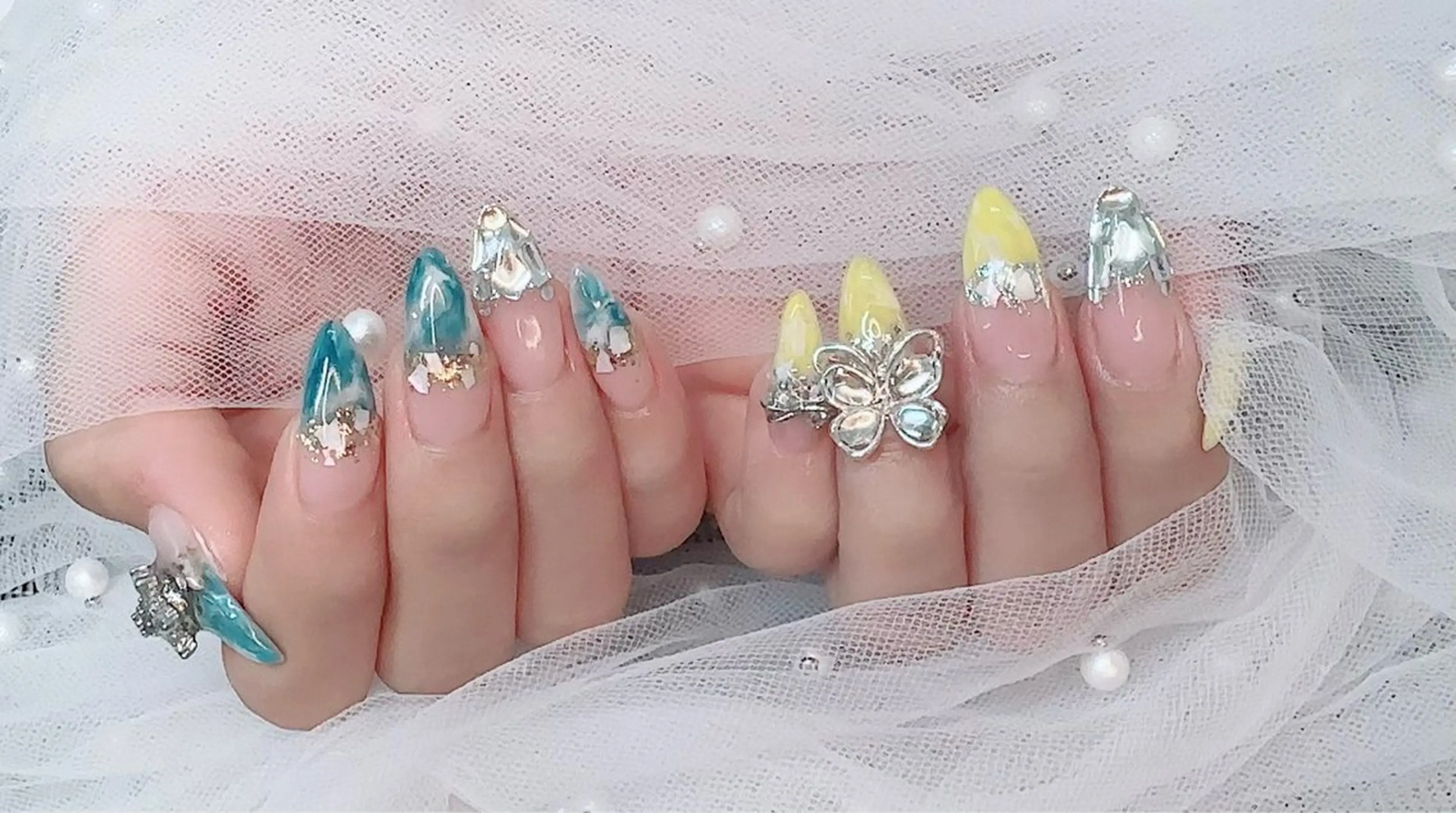 ネイル R salonのネイルデザイン