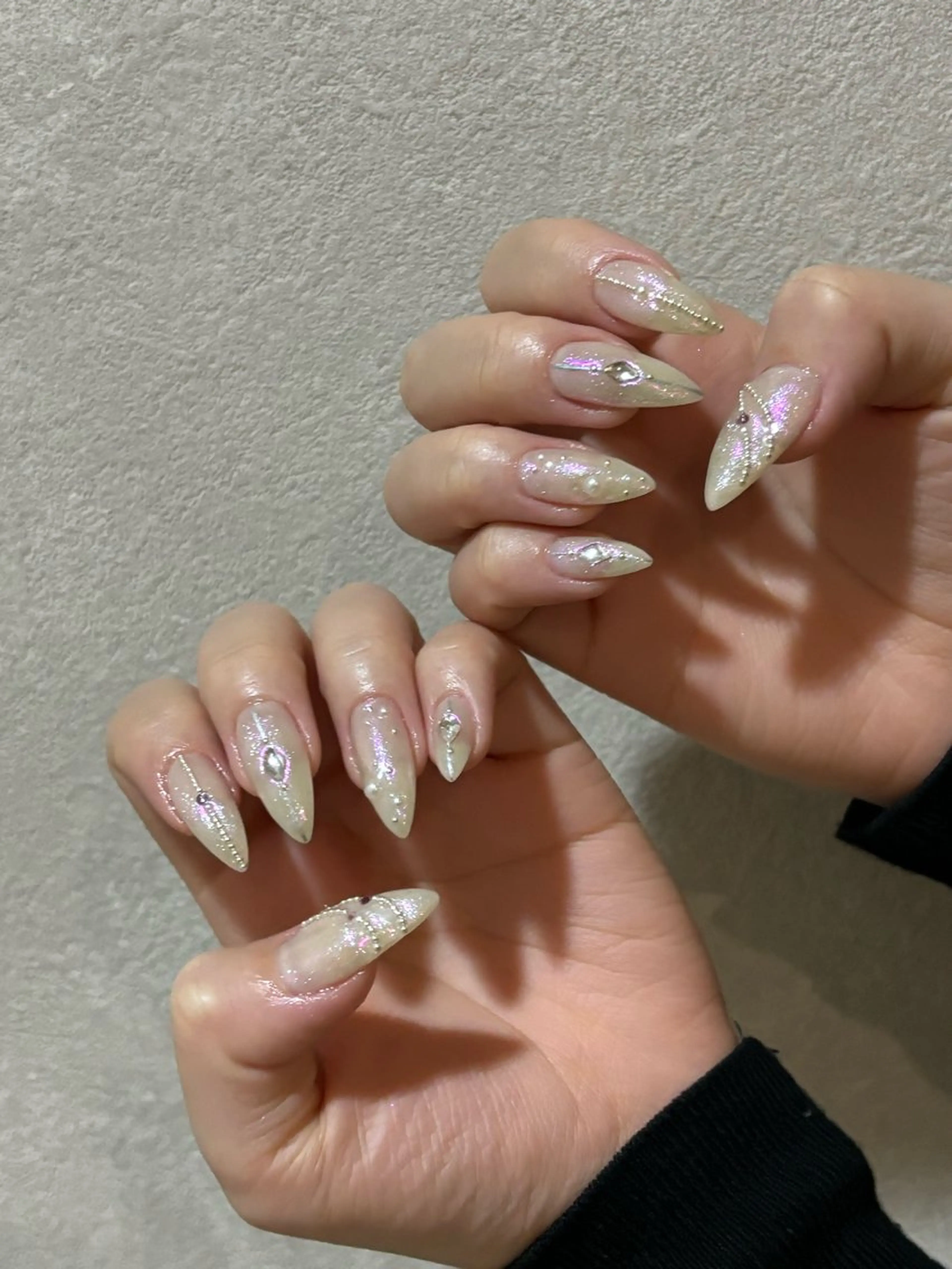 ネイル ミラーネイル ハンドネイル フットネイル moca心斎橋所属・˚✧⁺⭐︎༚moca miyuu⁎⁺˳✧༚のネイルデザイン