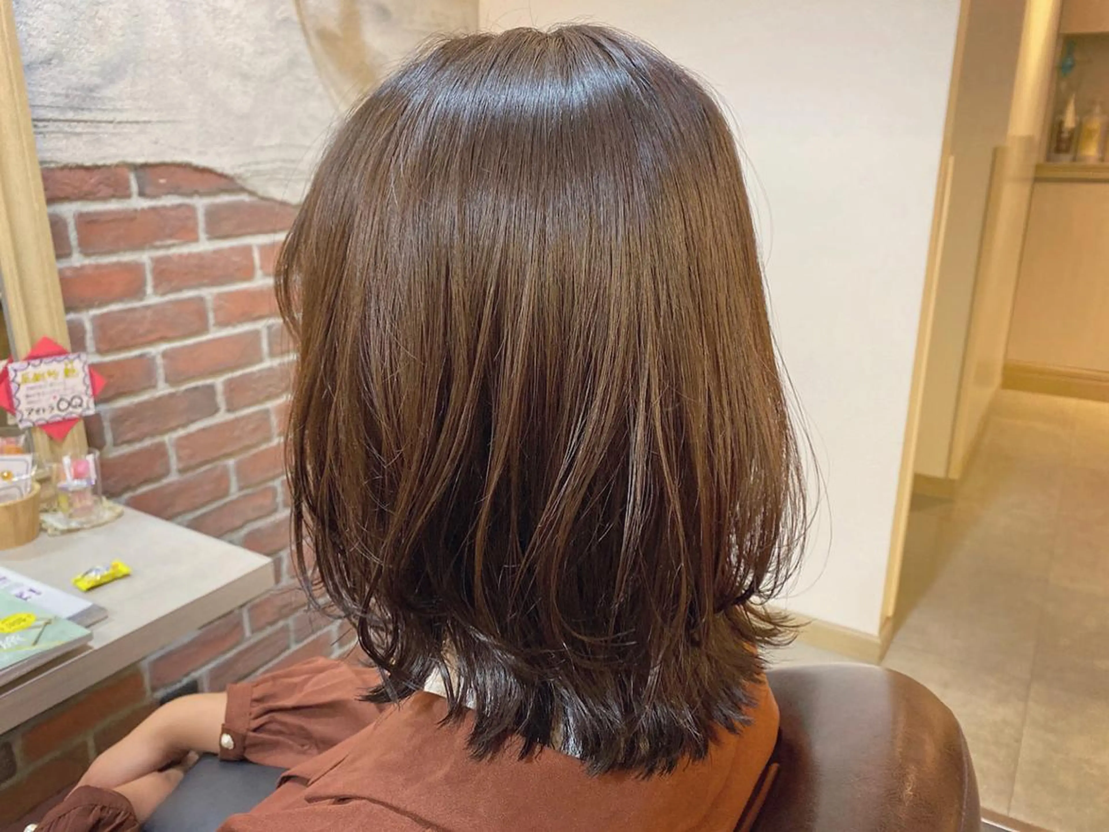 ミディアム tocolaso 柏所属・レイヤーカット/ 根本瑠実のヘアスタイル