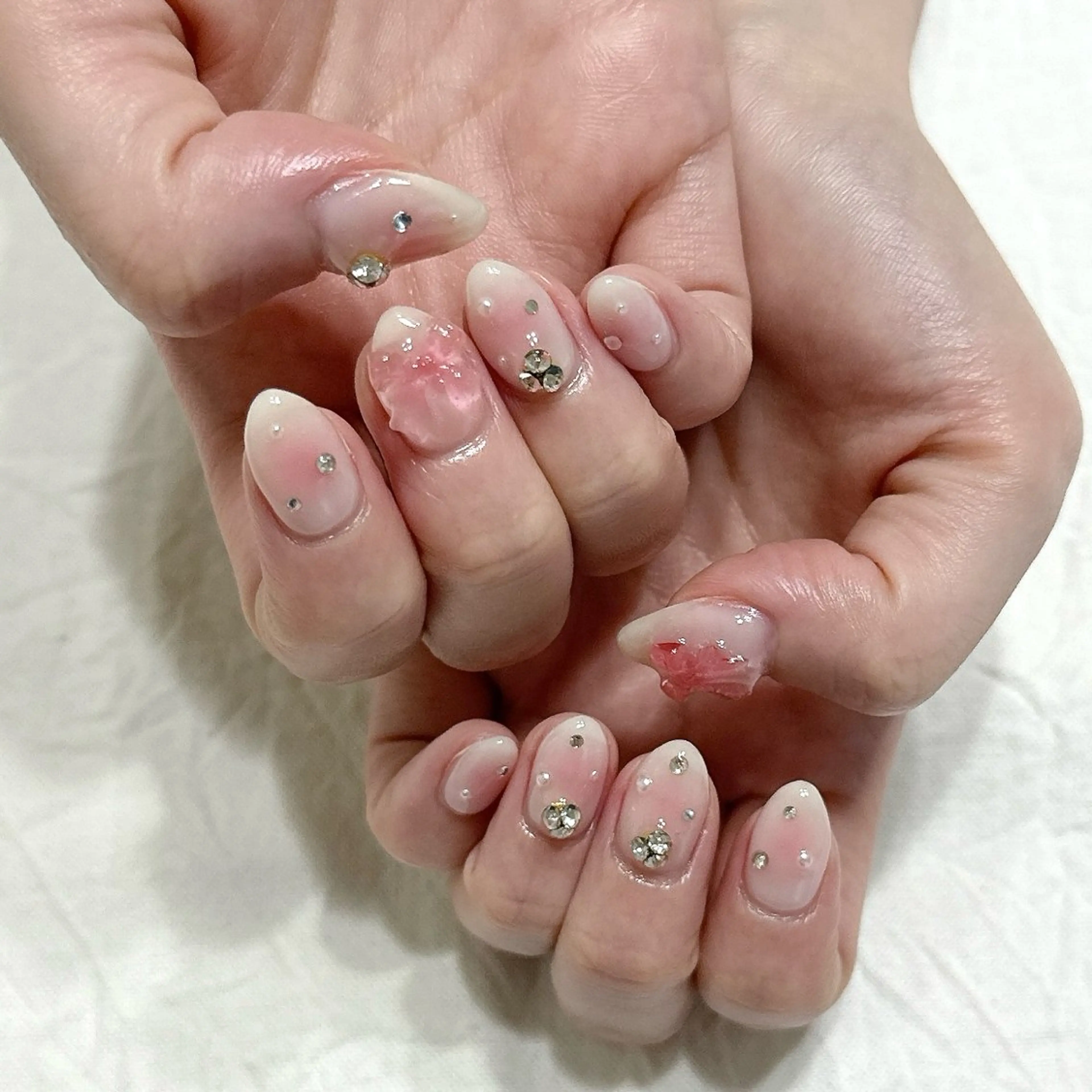 ネイル チークネイル ピンク リボン ハンドネイル peaberry nailのネイルデザイン