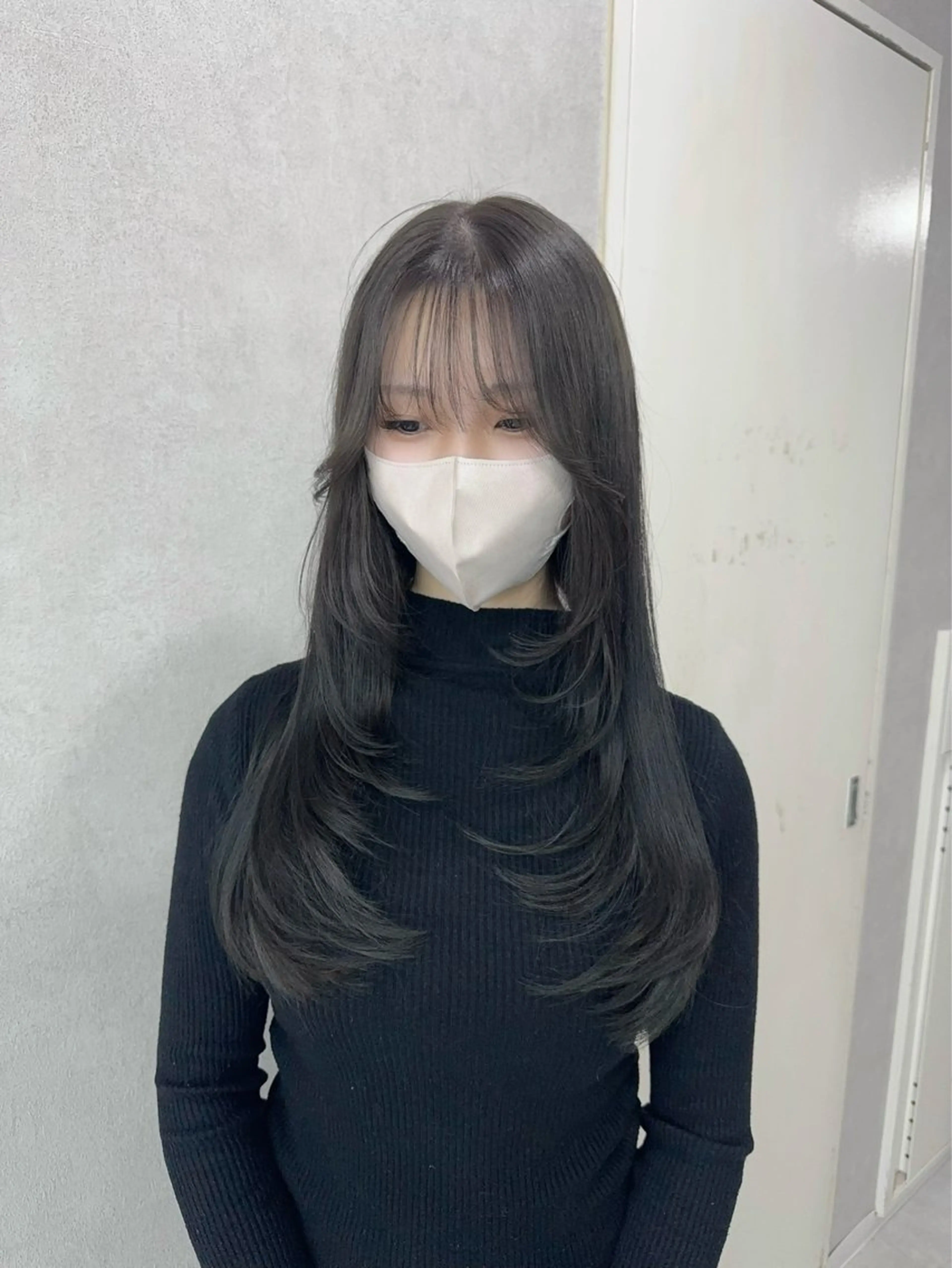 ロング カラー ベージュカラー ブリーチ ブラウンカラー ショコラブラウン ショコラグレージュ ヘアカラー トリートメント 赤み無し柔らかカラー 【梅田】madokaのヘアスタイル