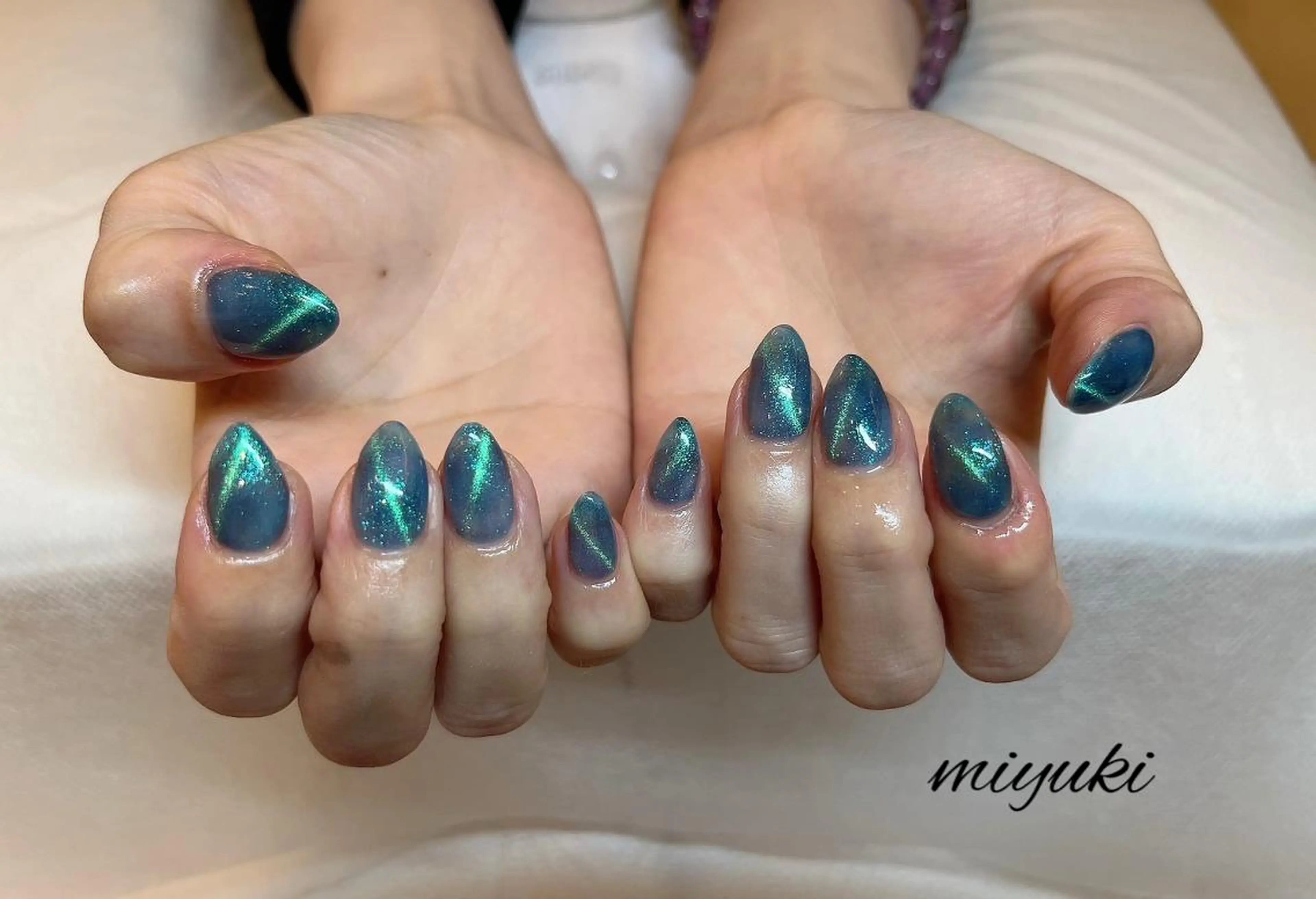 ネイル 【中川】 ロイヤル・セラピストのネイルデザイン