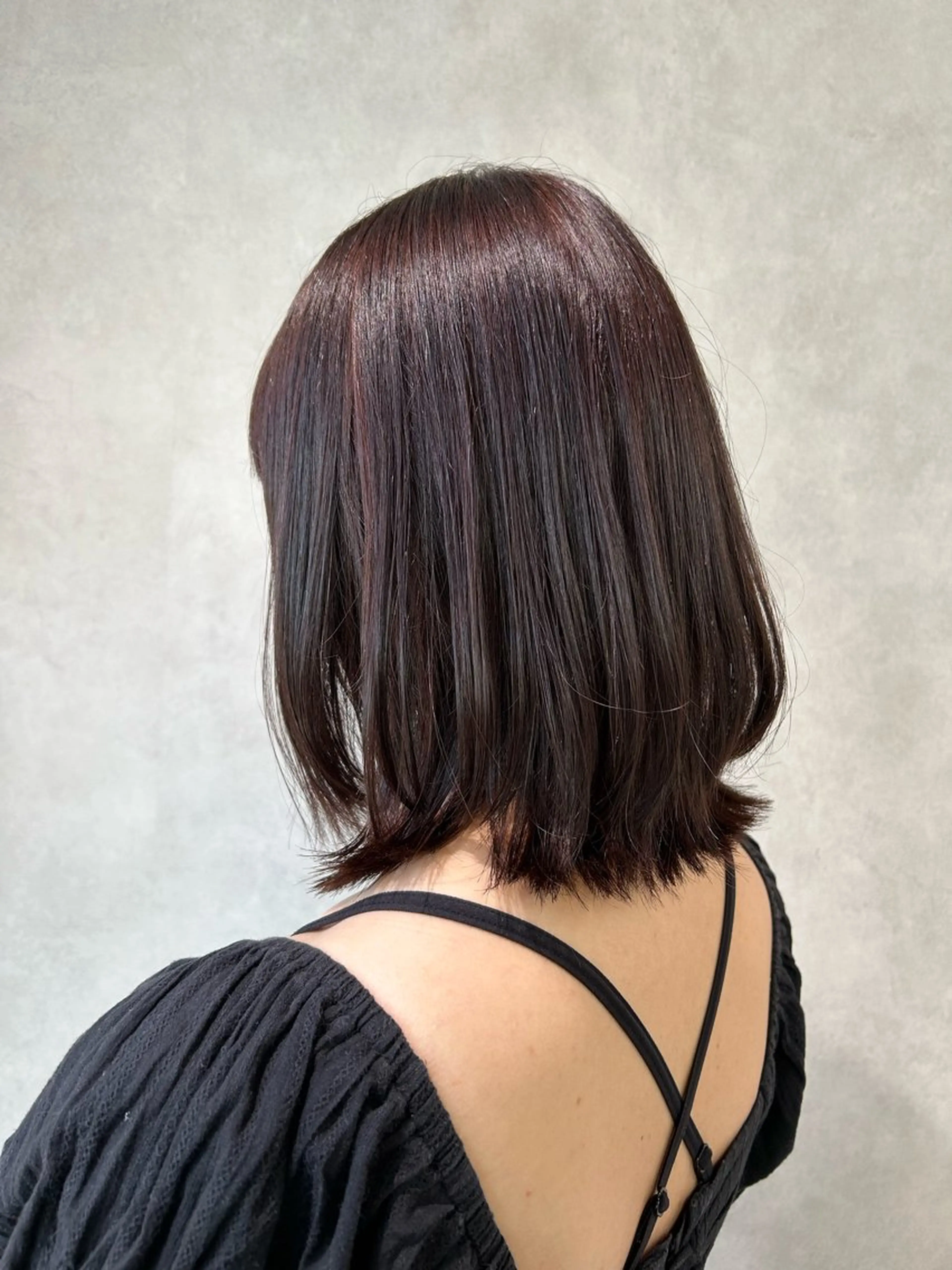 ミディアム 顔周りカット レイヤーカット 小顔カット ウルフカット カット ボブ/レイヤー/ ダブルカラー/みのりのヘアスタイル