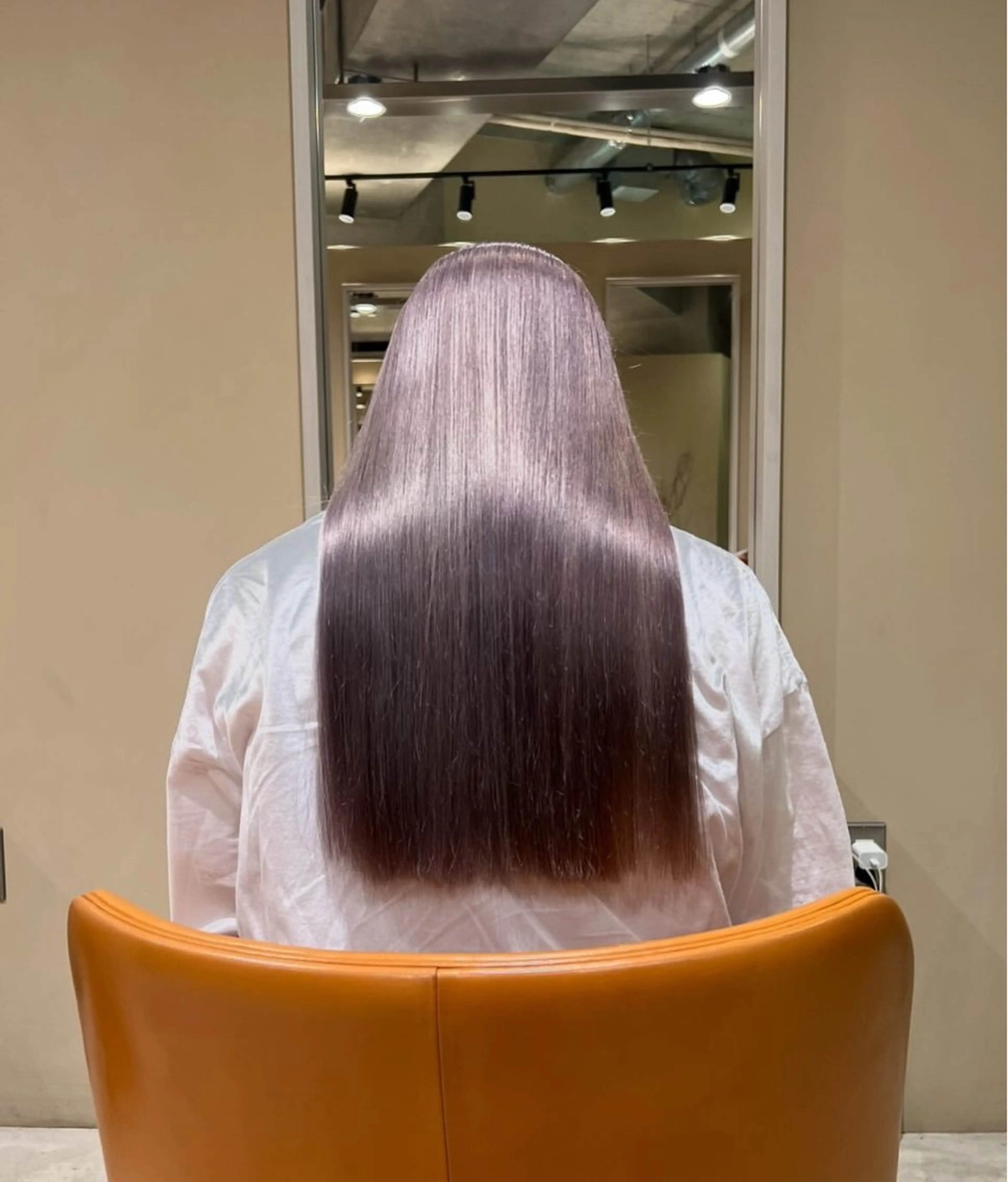 カラー ブリーチ NERO　清水 美琴のヘアスタイル