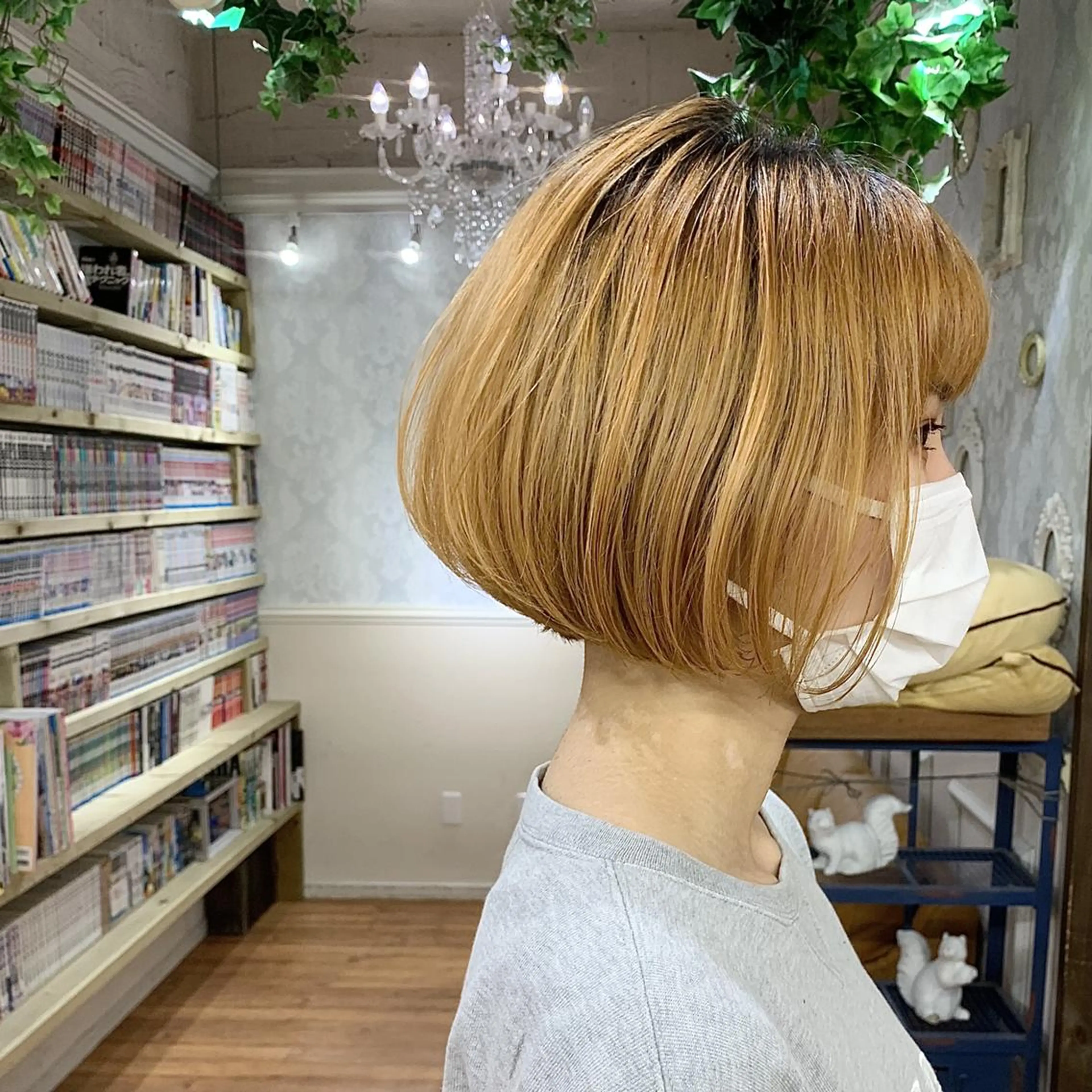 ショート ボブ ショートヘア 🌱小顔魅せカット 透明感カラー/泉綺のヘアスタイル