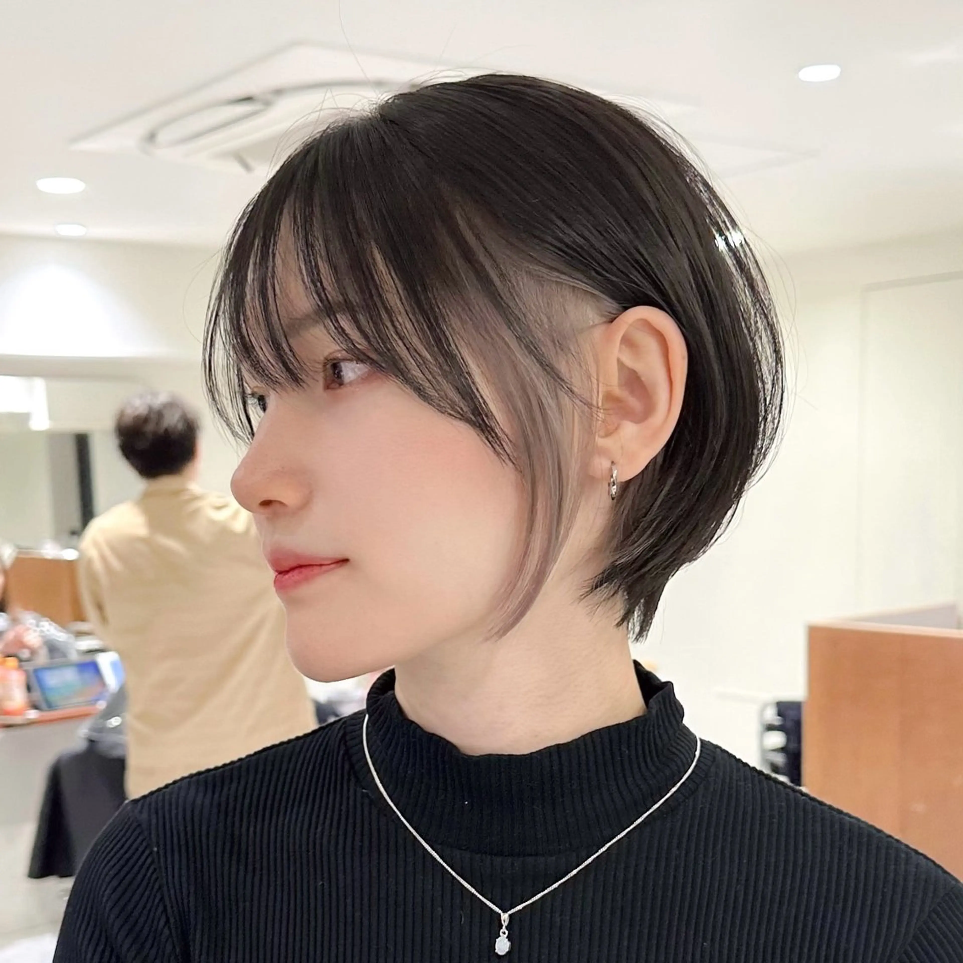 ショート カット ヘアカラー ショート特化✨ 津々美のヘアスタイル