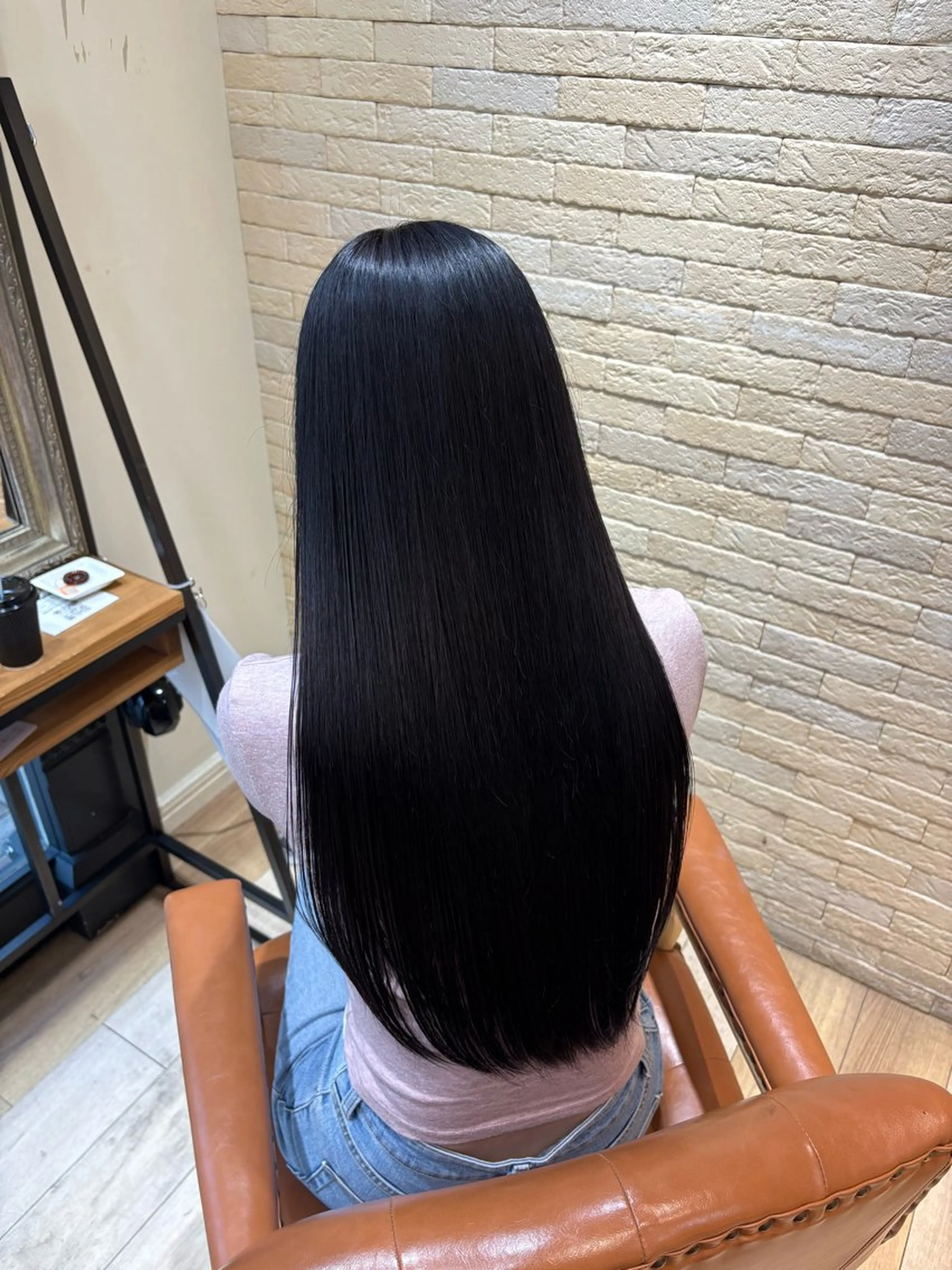 ロング カラー ヘアカラー トリートメント しおり🍬 KOKORO🤍のヘアスタイル