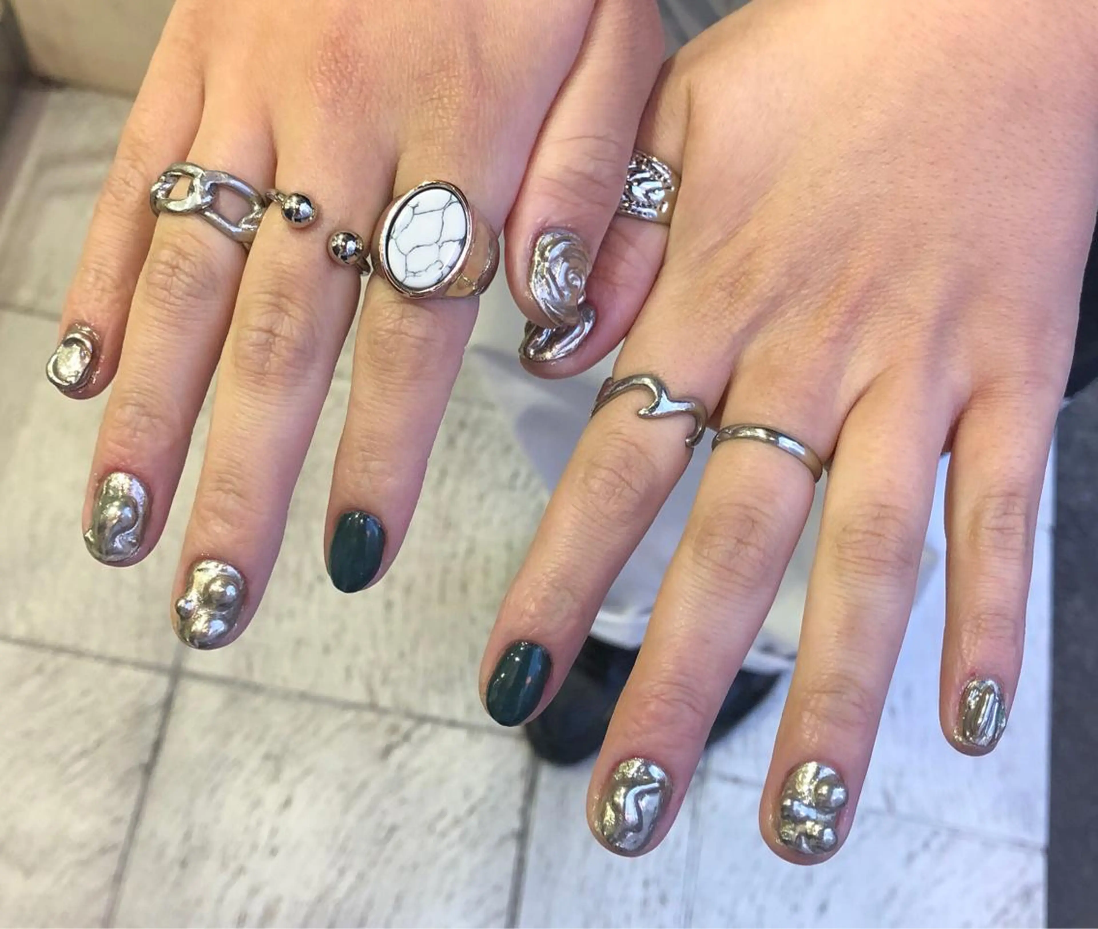 ネイル Lim五反田所属・TSUNA 🌙 Lim 五反田のマツエク・マツパデザイン