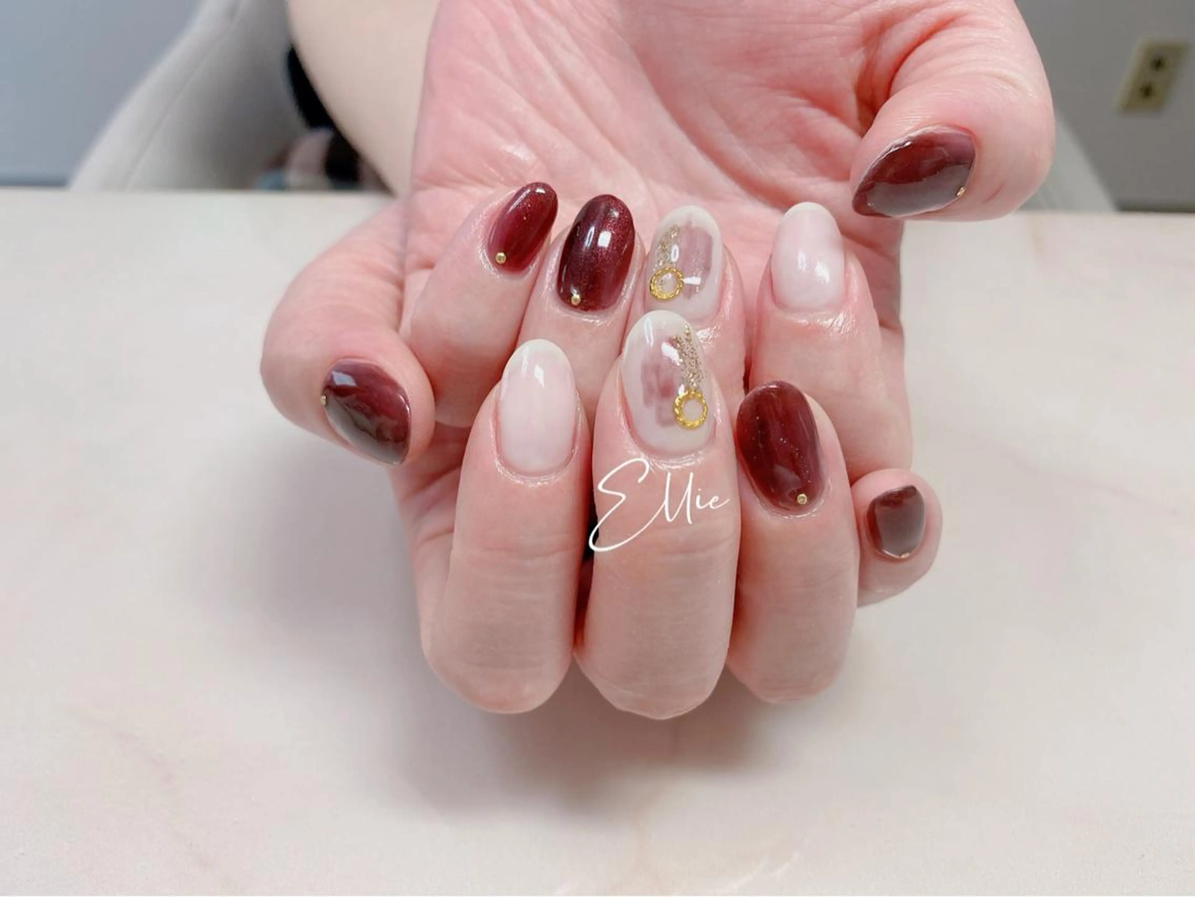 ネイル ハンドネイル ハンドケア ♡Ellie ♡のネイルデザイン