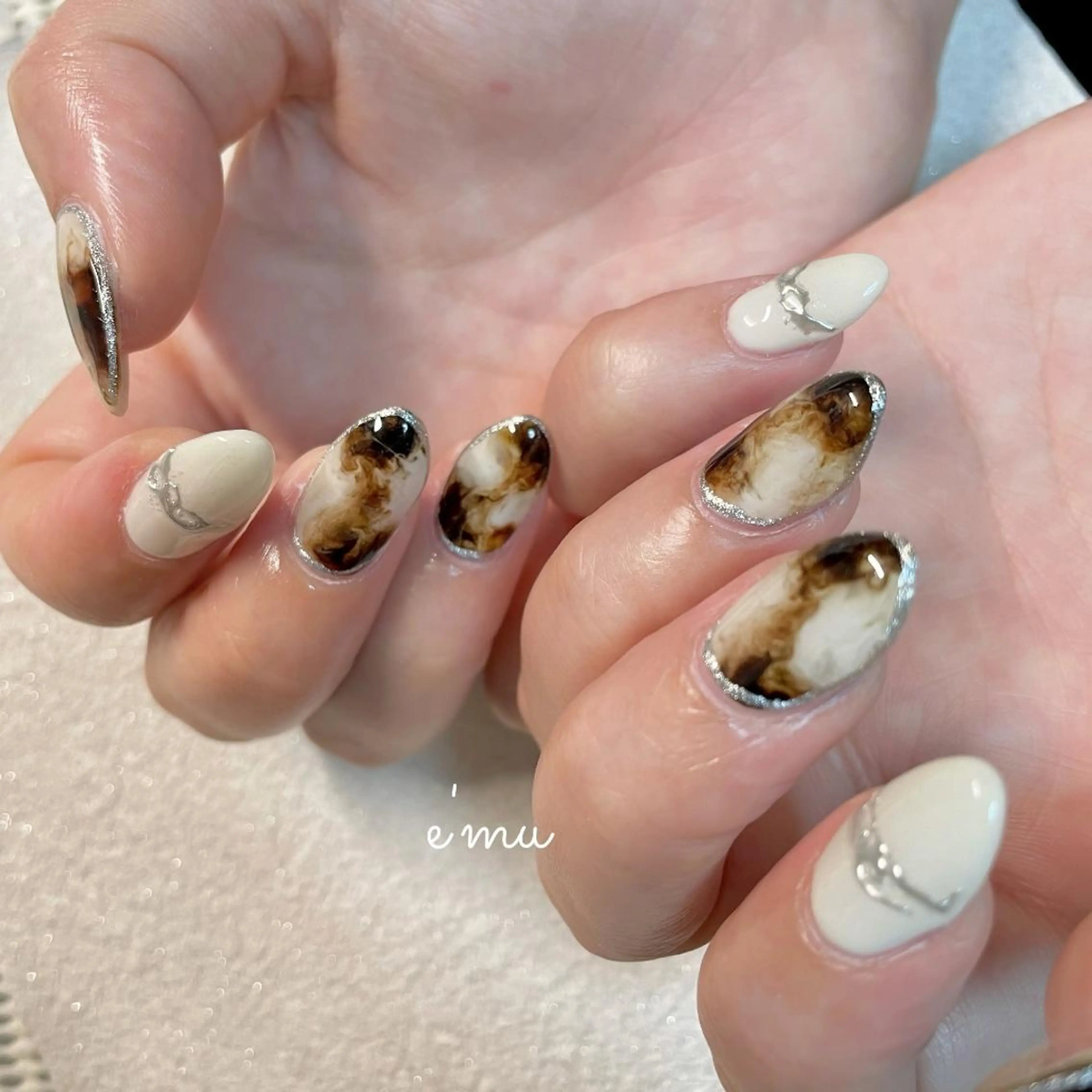 ネイル ニュアンスネイル ハンドネイル nail salon e'mu💐のネイルデザイン