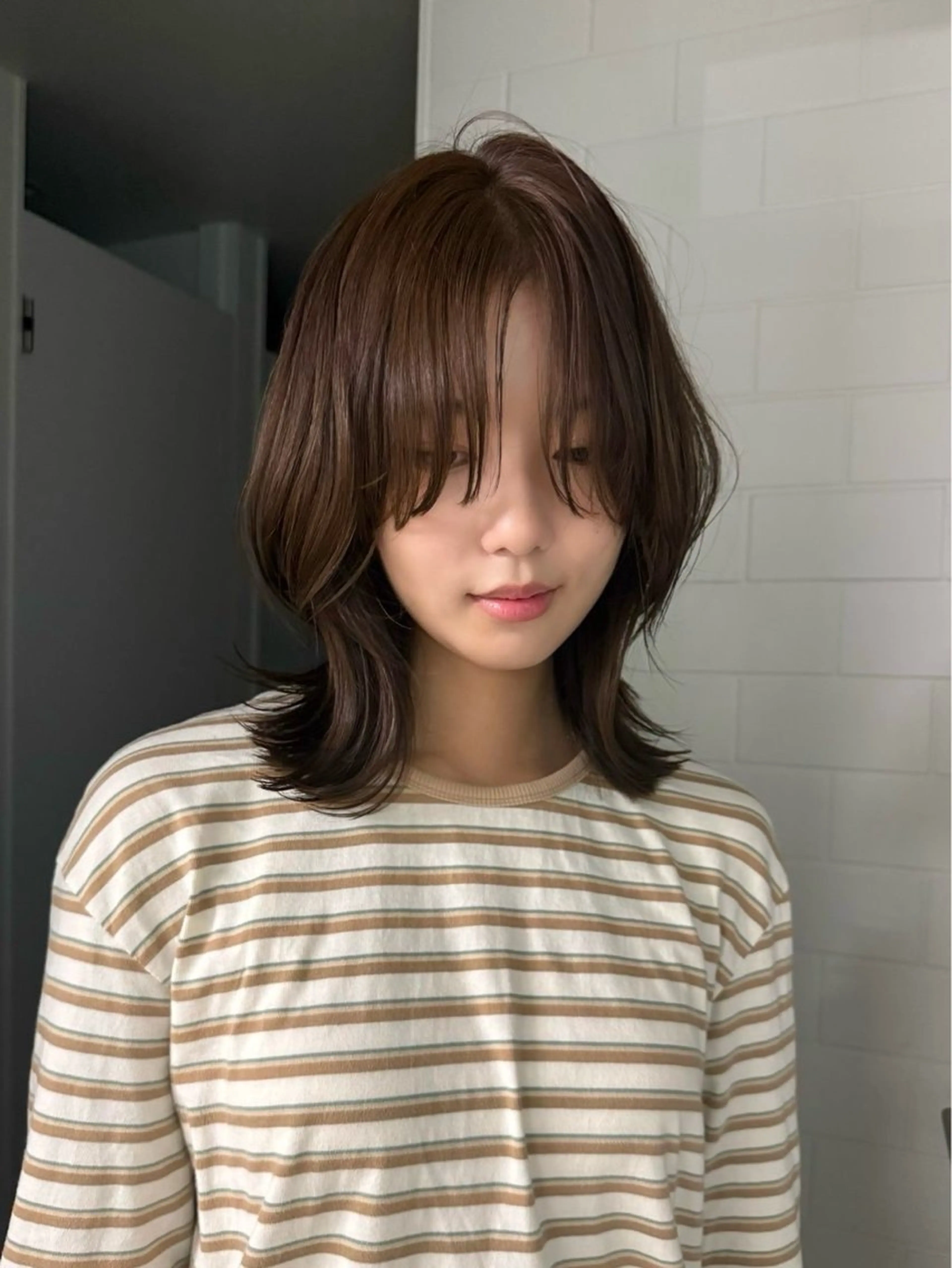 【‼️3/5限定無料‼️】✨木曜日限定メニュー✨　くびれミディアムカット＋内部補修トリートメントの写真