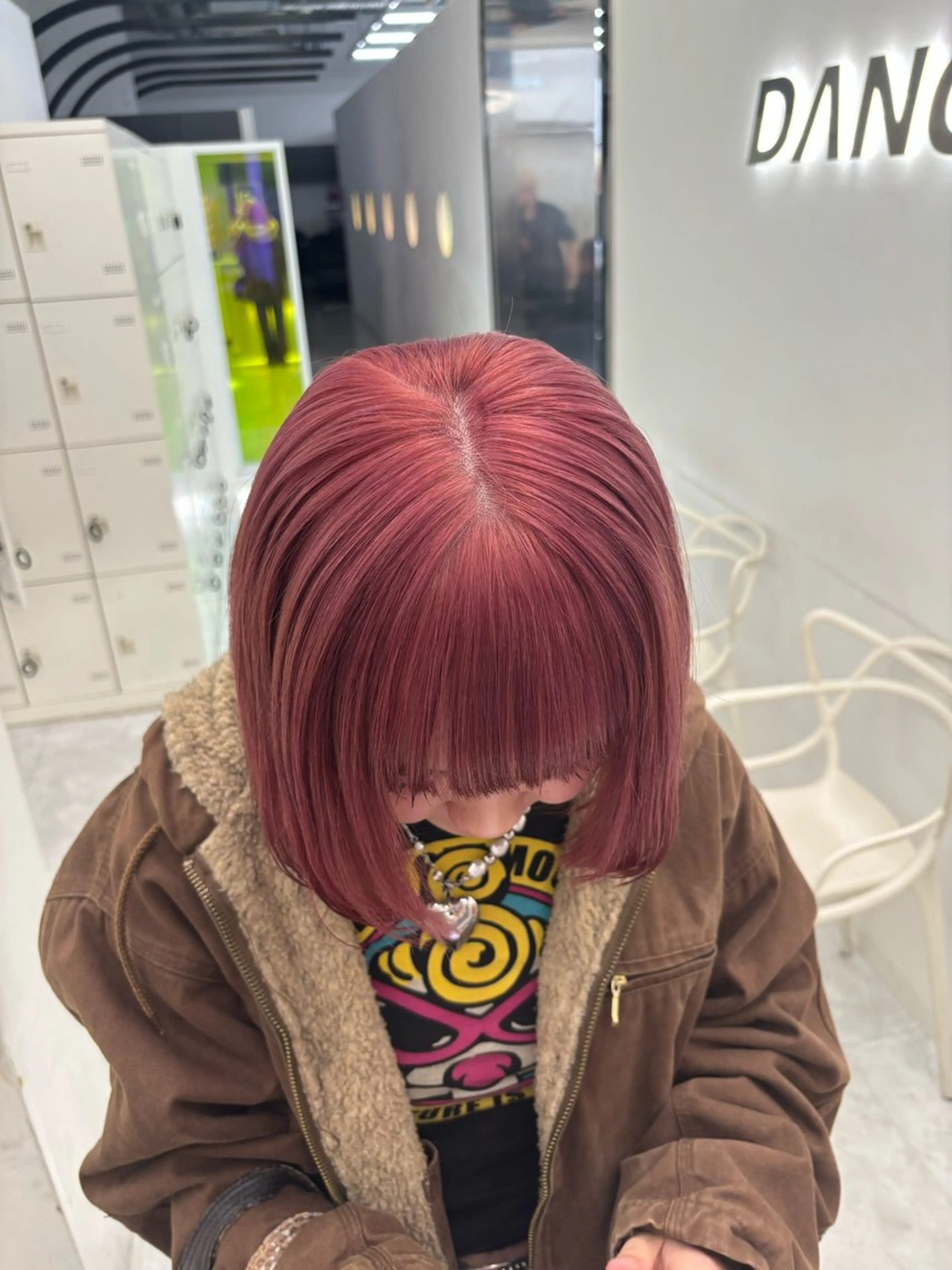 カラー カット トリートメント Wカラー/暖色/べ ージュりく©︎🐝のヘアスタイル