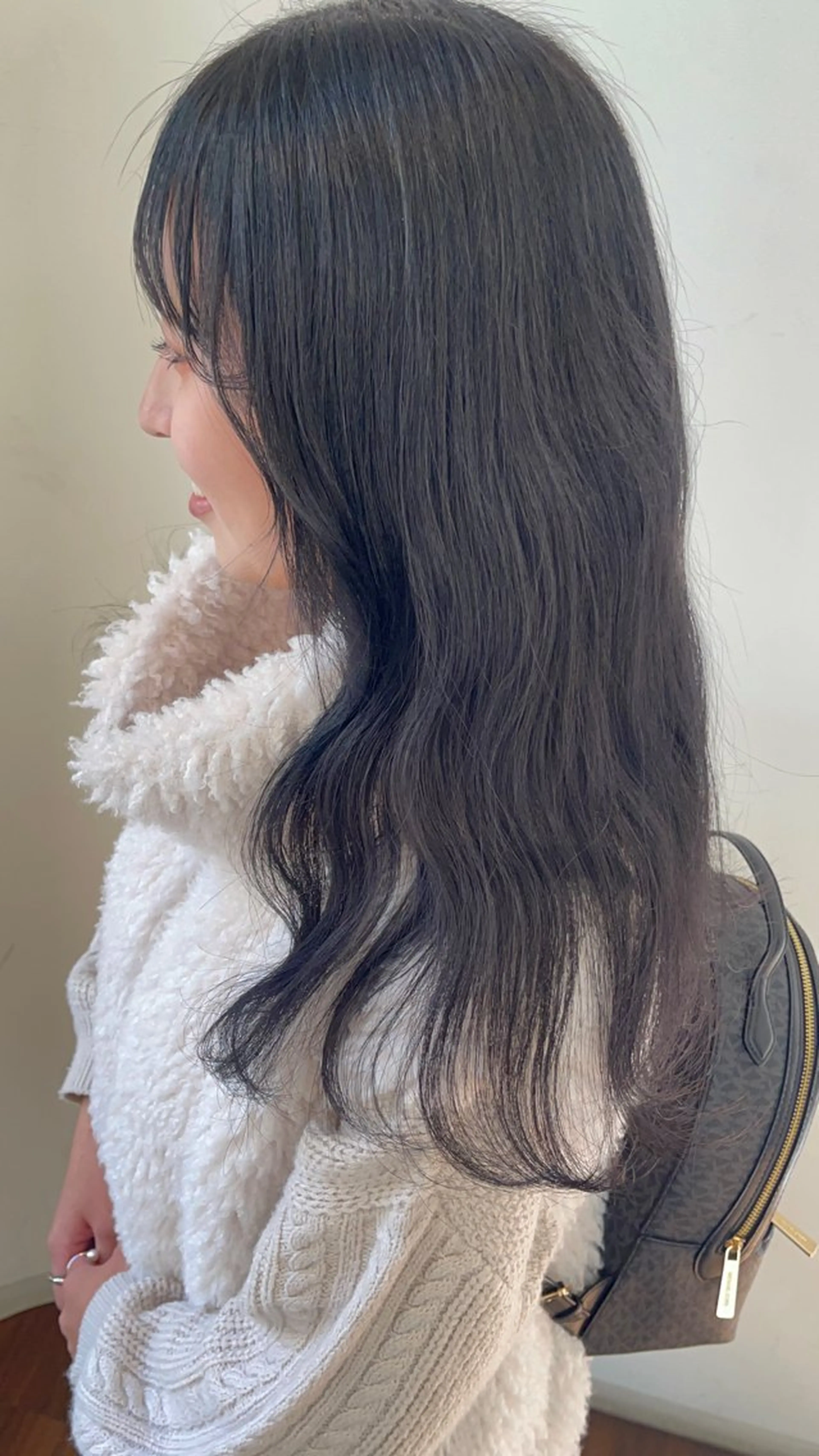 ロング カラー 羽エクステ/シール エクステ/横浜駅5分のヘアスタイル