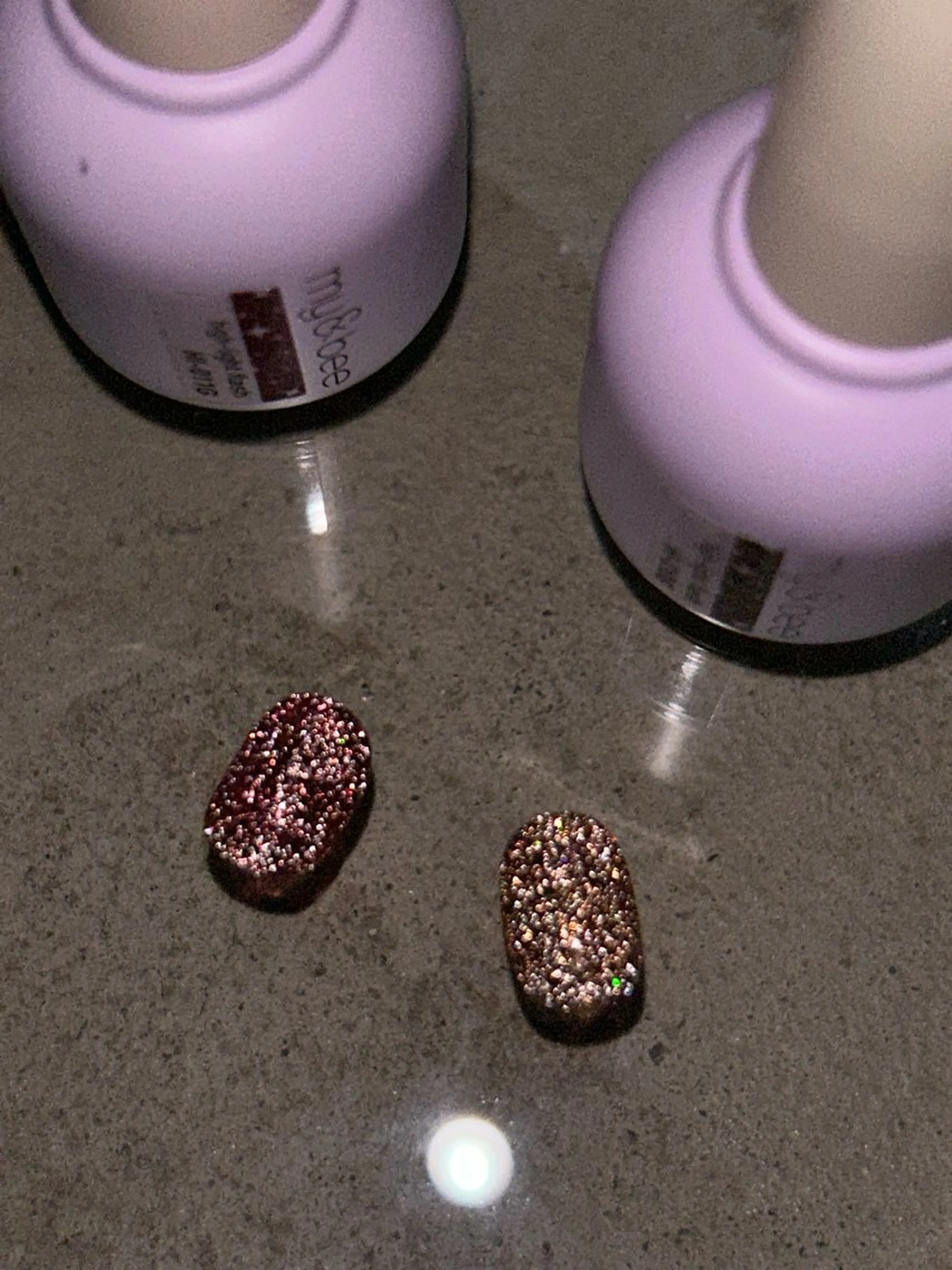 ネイル ボルドー ブラウン フラッシュネイル ユイットジョアーズ宇都宮所属・sato/ ユイットジョアーズのネイルデザイン