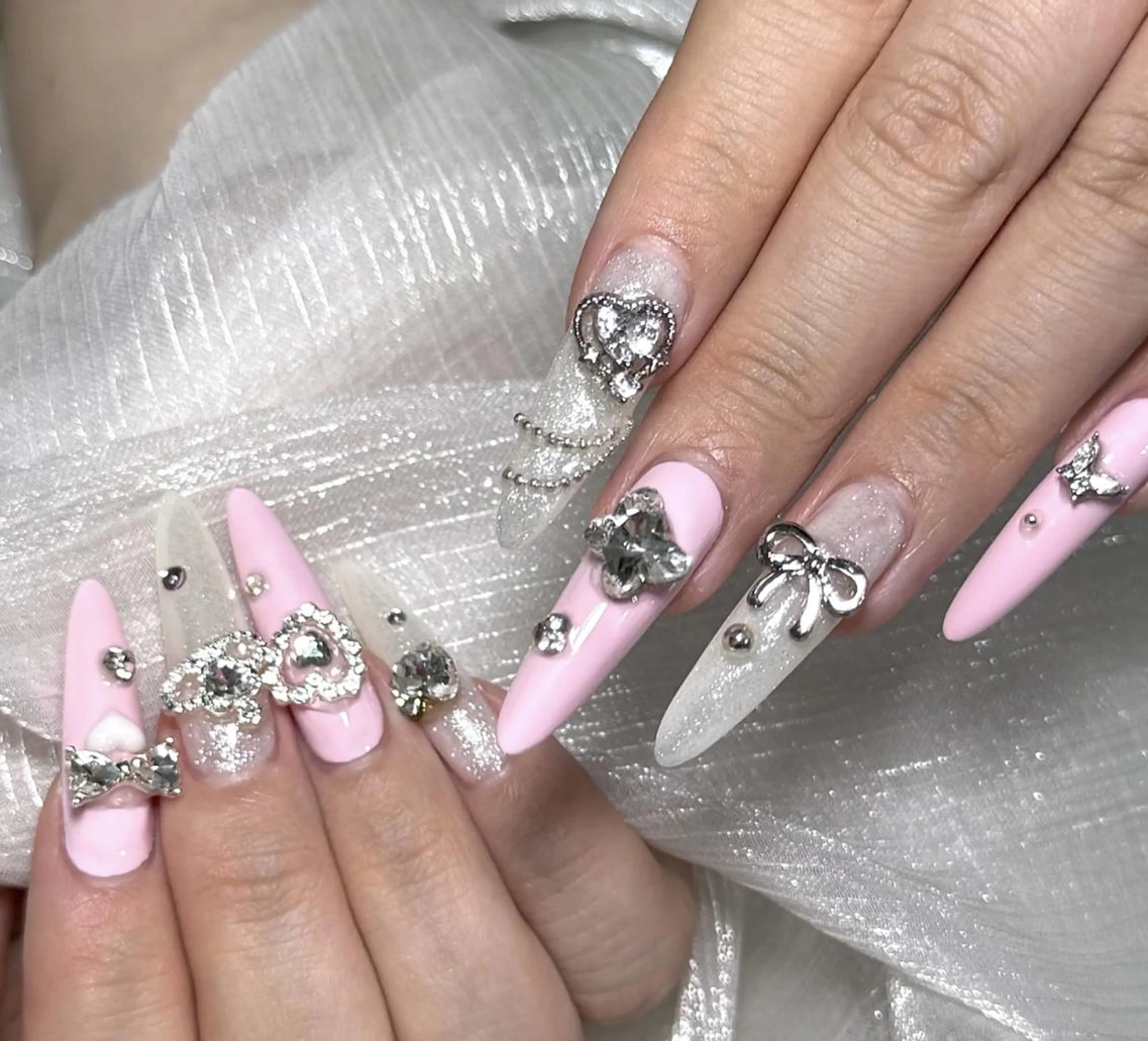 ネイル ハンドネイル 🎀 KiKi_nailのネイルデザイン