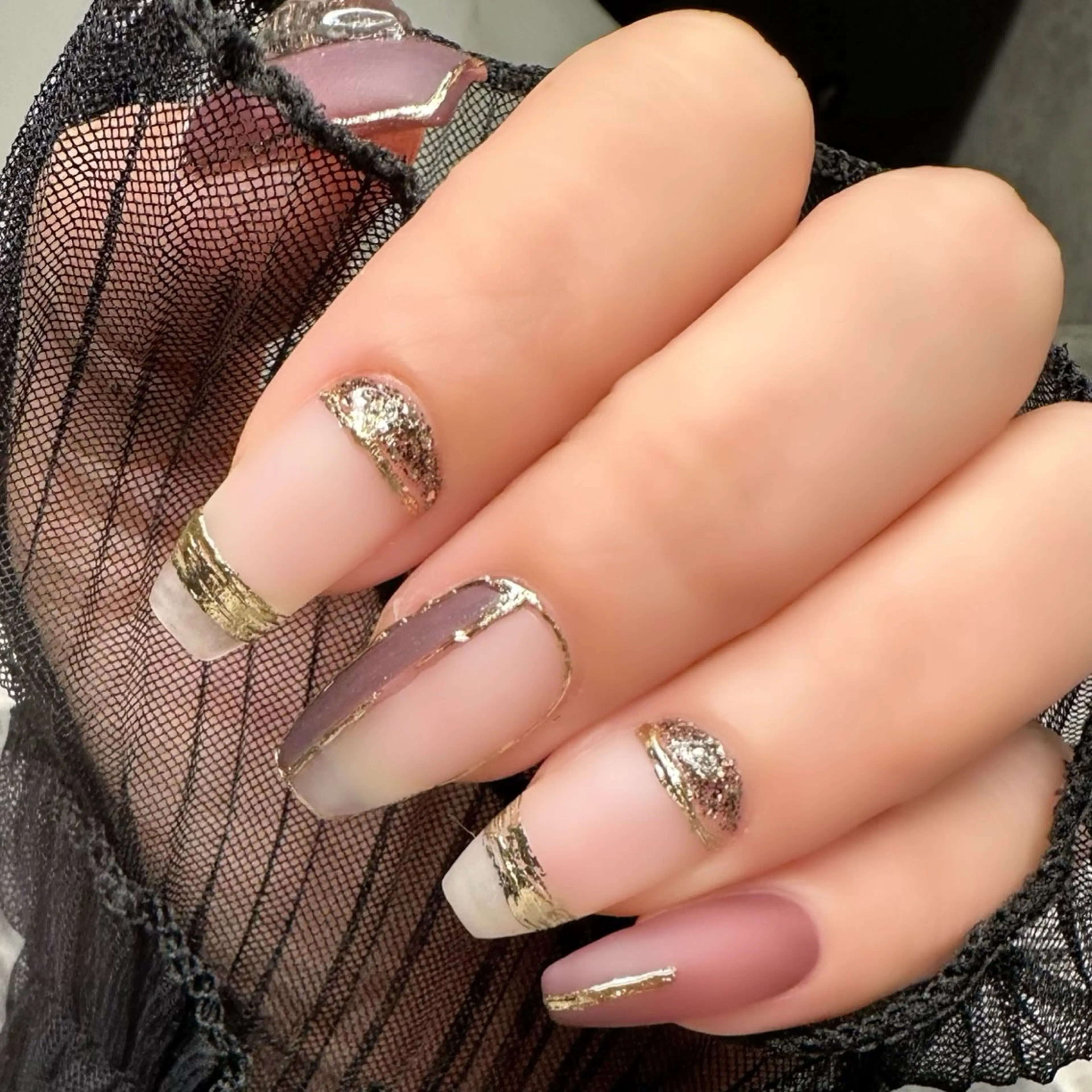 ネイル ou's nail salon所属・小林 桜のネイルデザイン