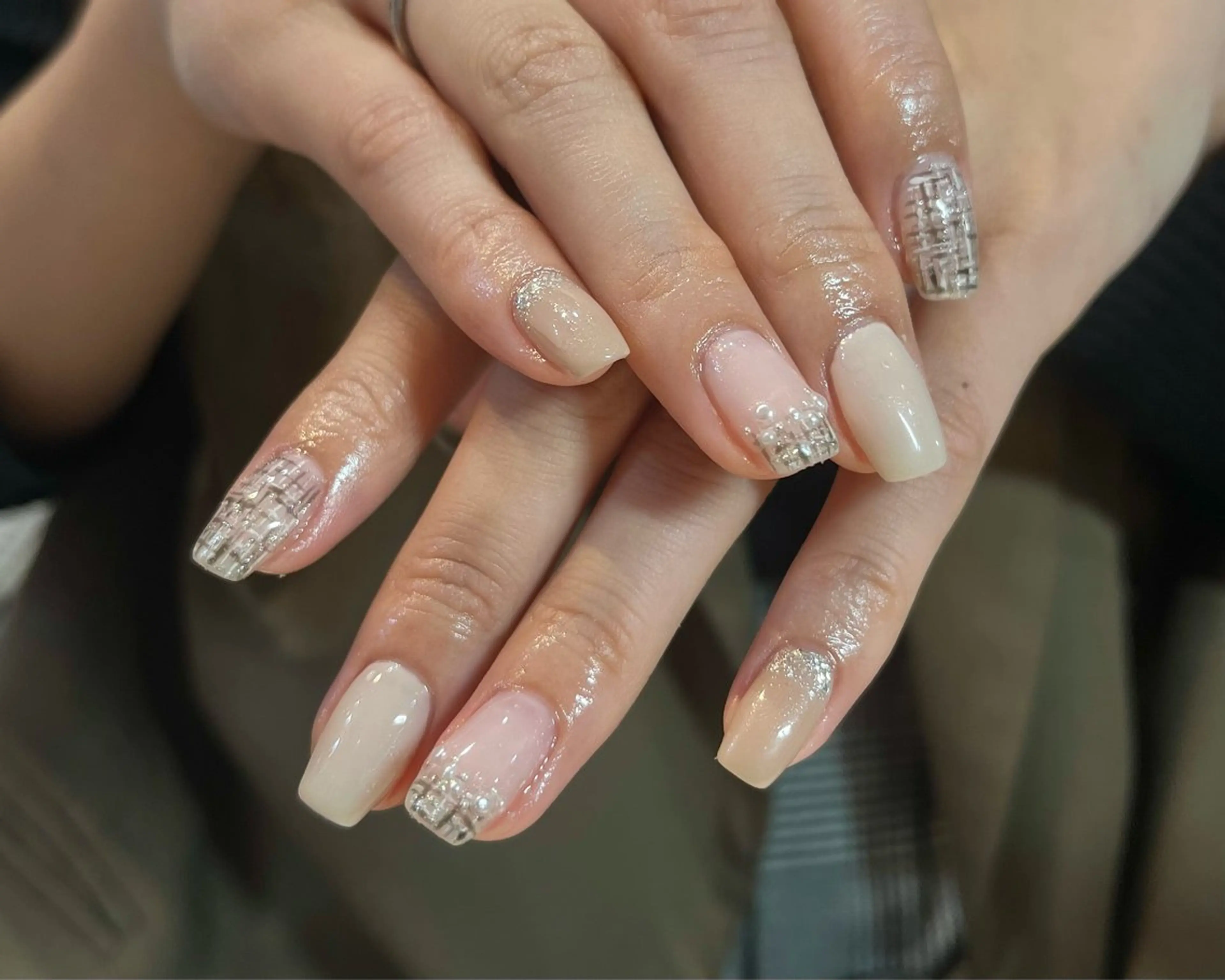 ネイル 友田 晴香のネイルデザイン