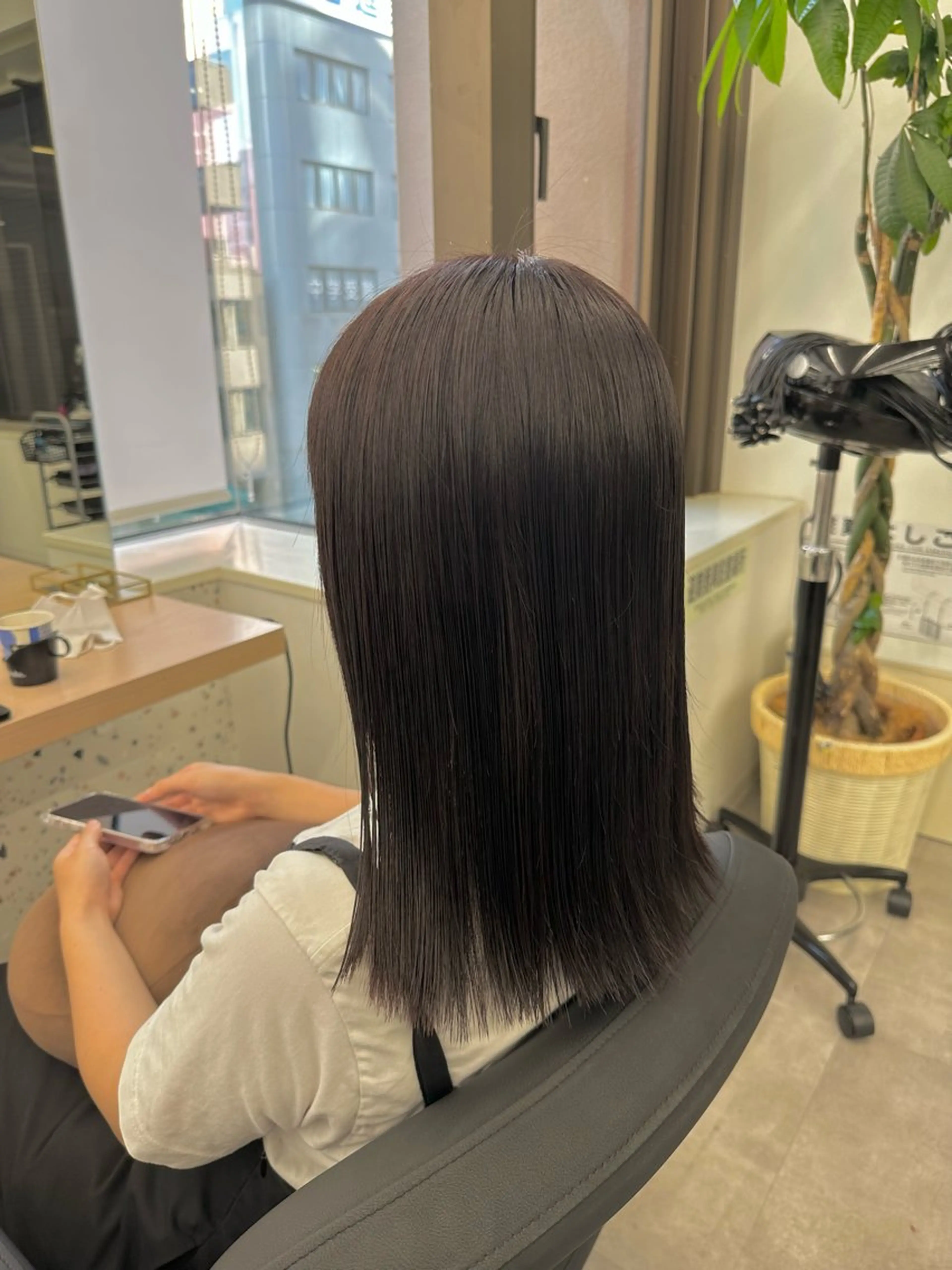 ミディアム カラー 🌟艶髪ブリーチ髪質 改善🌟shunmaのヘアスタイル