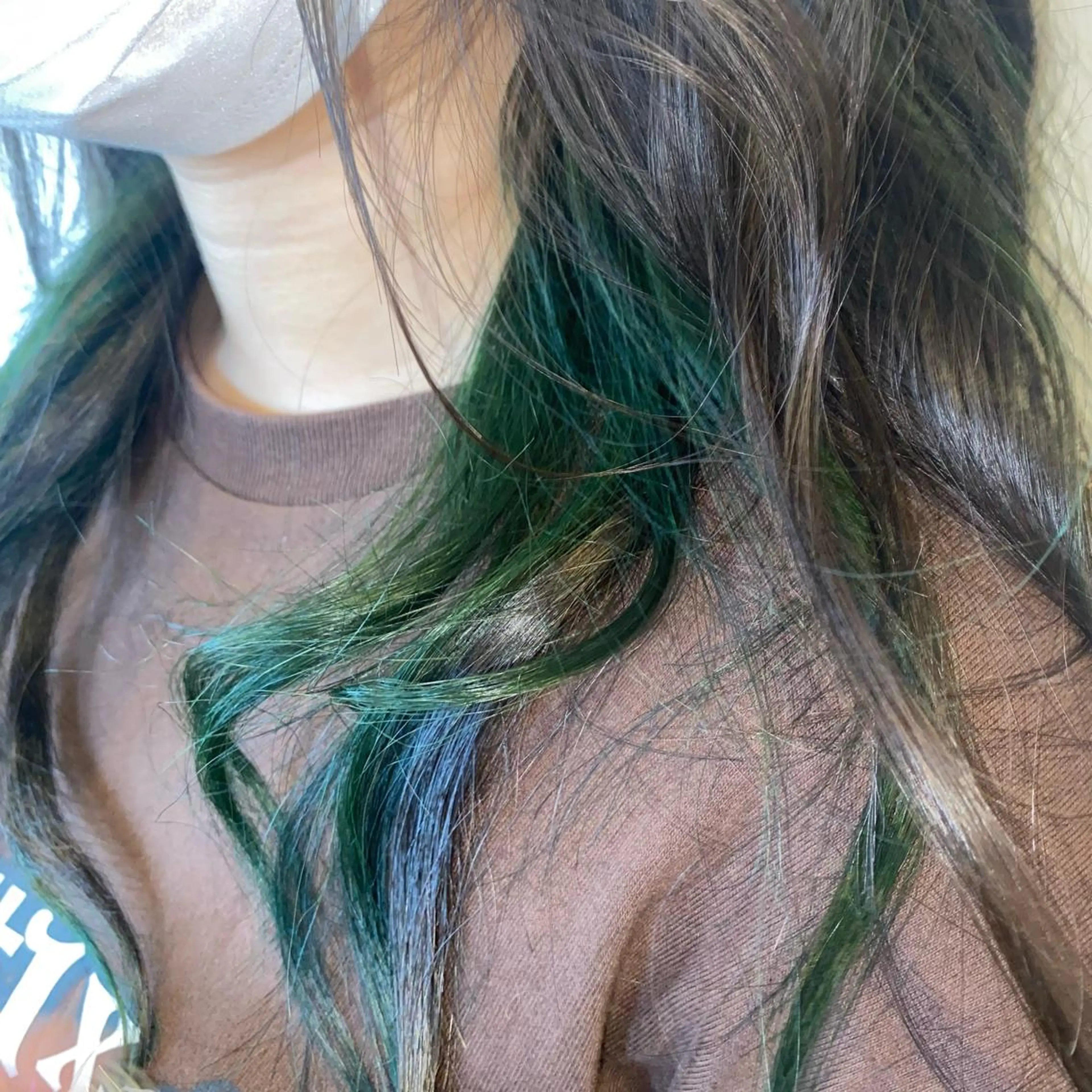 ロング カラー ヘアアレンジ TJ天気予報5mm 森　瑞希のヘアスタイル