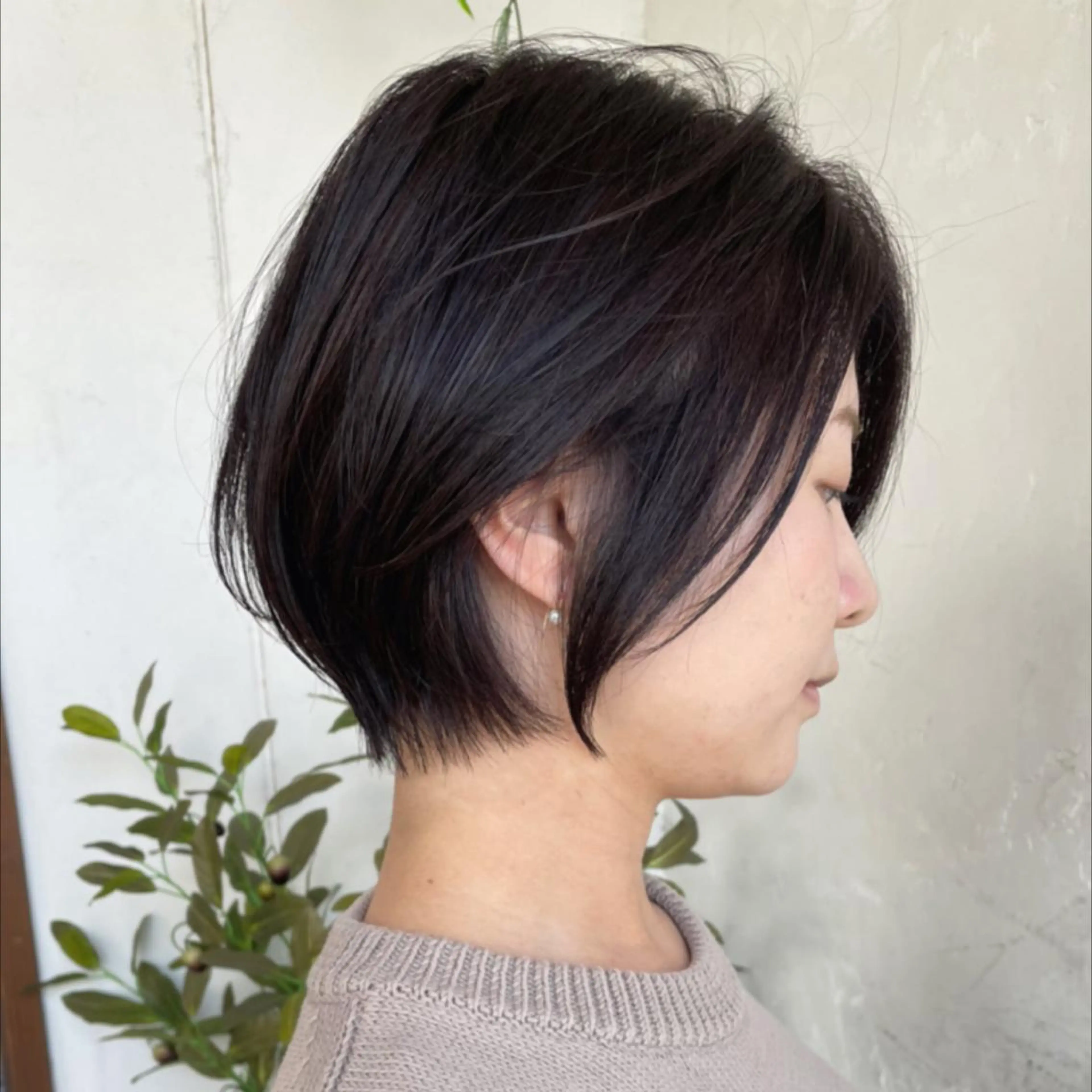 ショート カラー ショートボブ ハンサムショート 丸みショート デザインカラー ハイライトカラー カット ヘアカラー トリートメント 京都大人女性ショート 徒歩1分/秋山のヘアスタイル