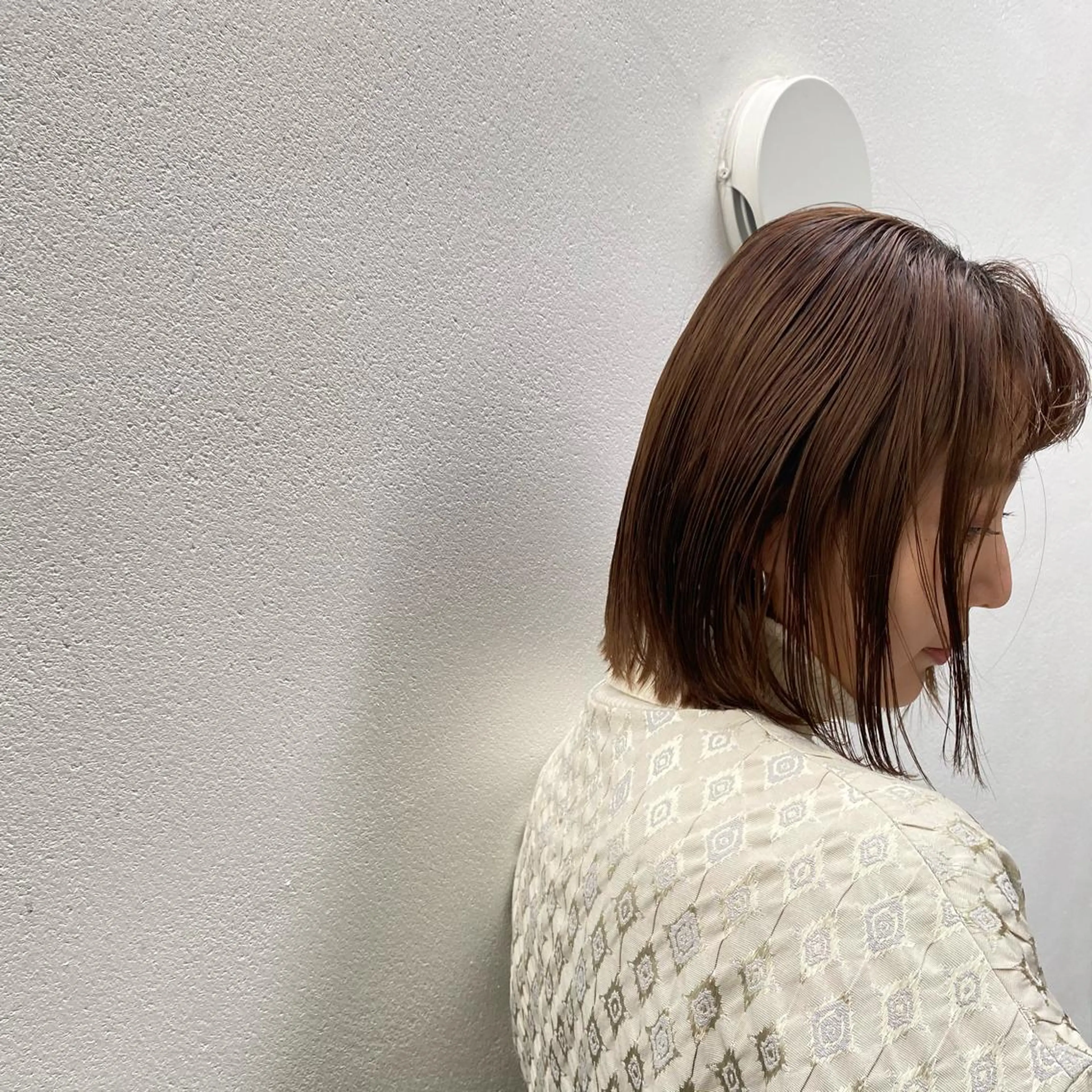 ミディアム カラー 美髪ストレート 川本雄己のヘアスタイル