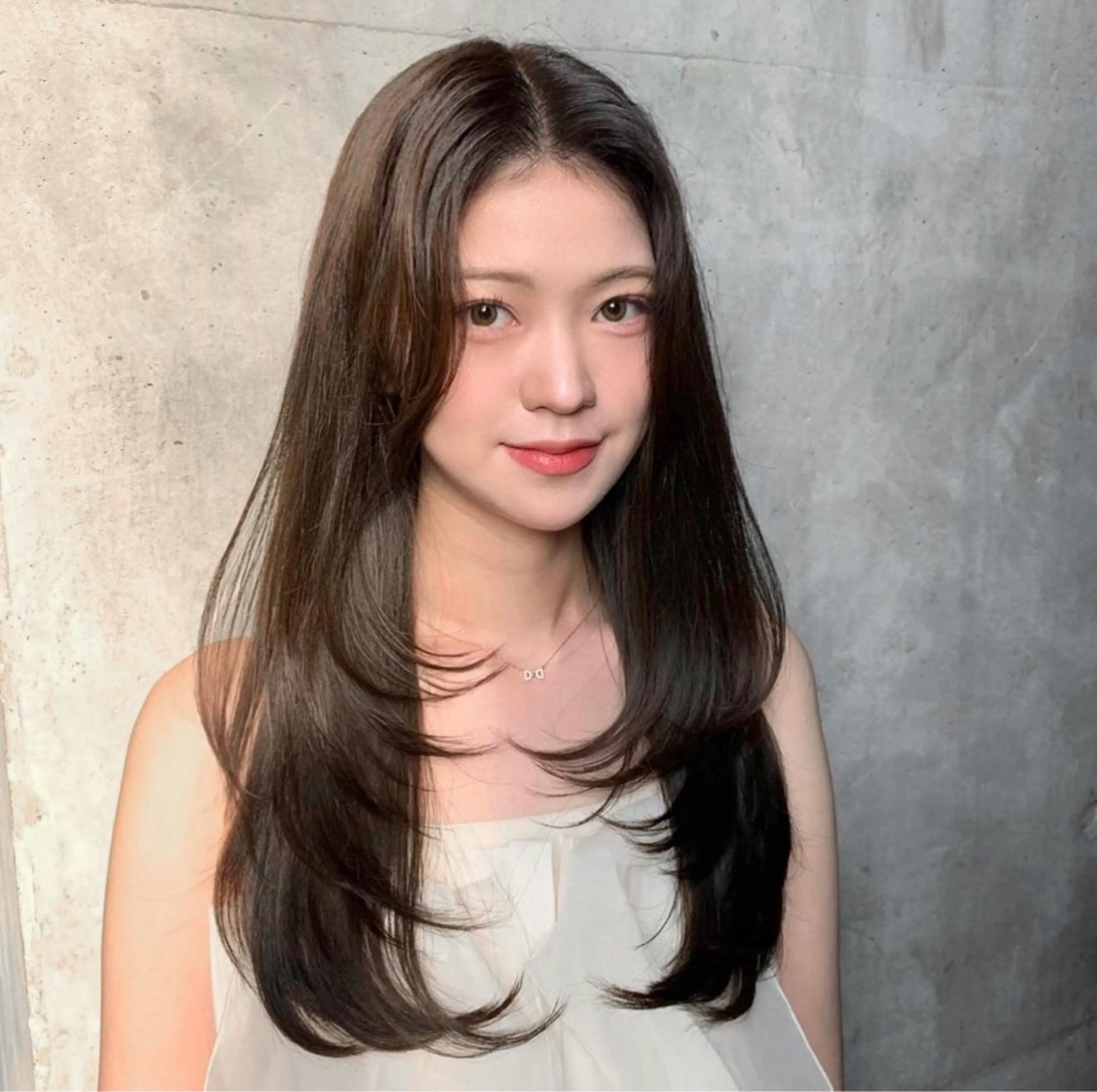 セミロング SALON　VILEGE所属・髪質改善・韓国 【代表】 HIDE.のヘアスタイル