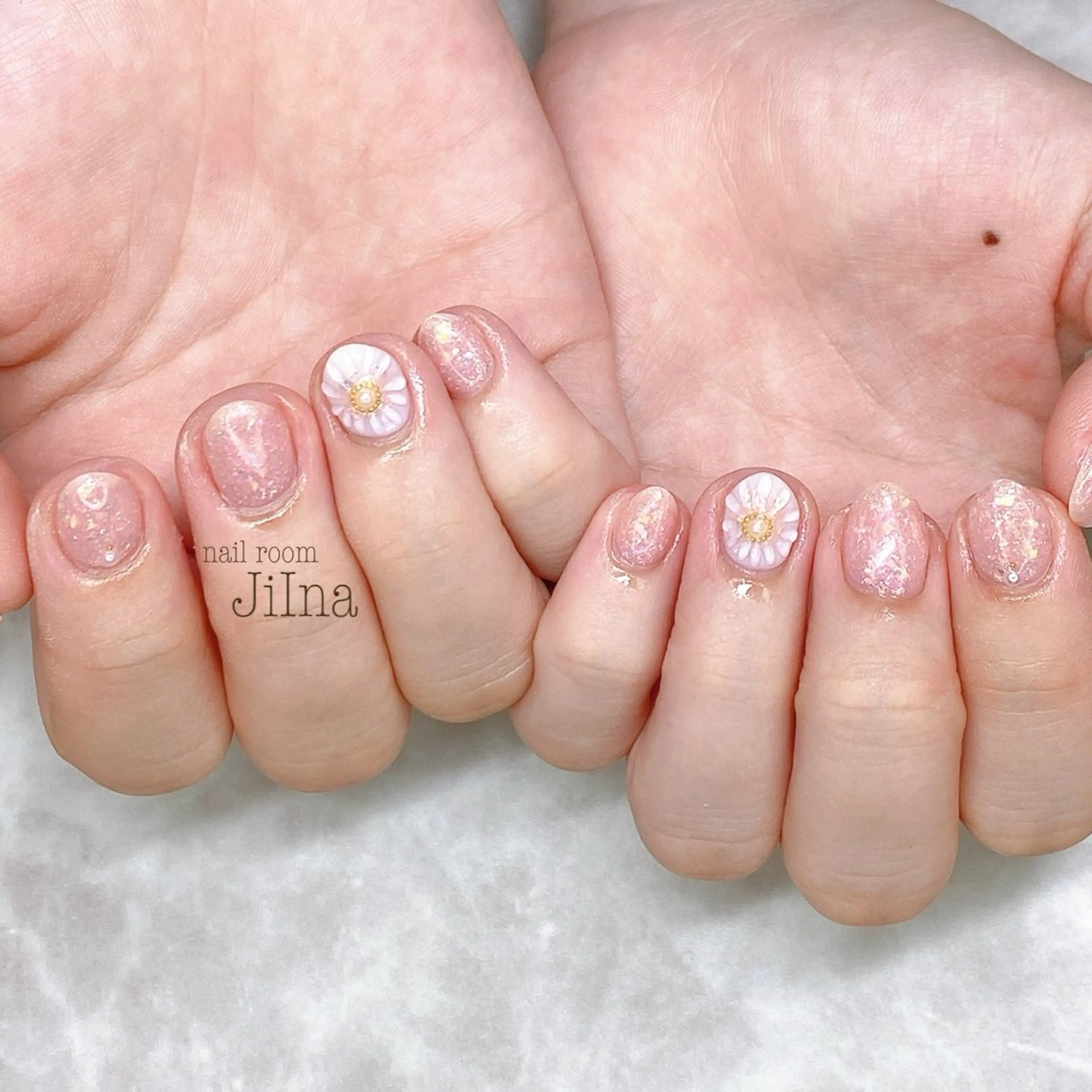 ネイル JiIna nailのネイルデザイン