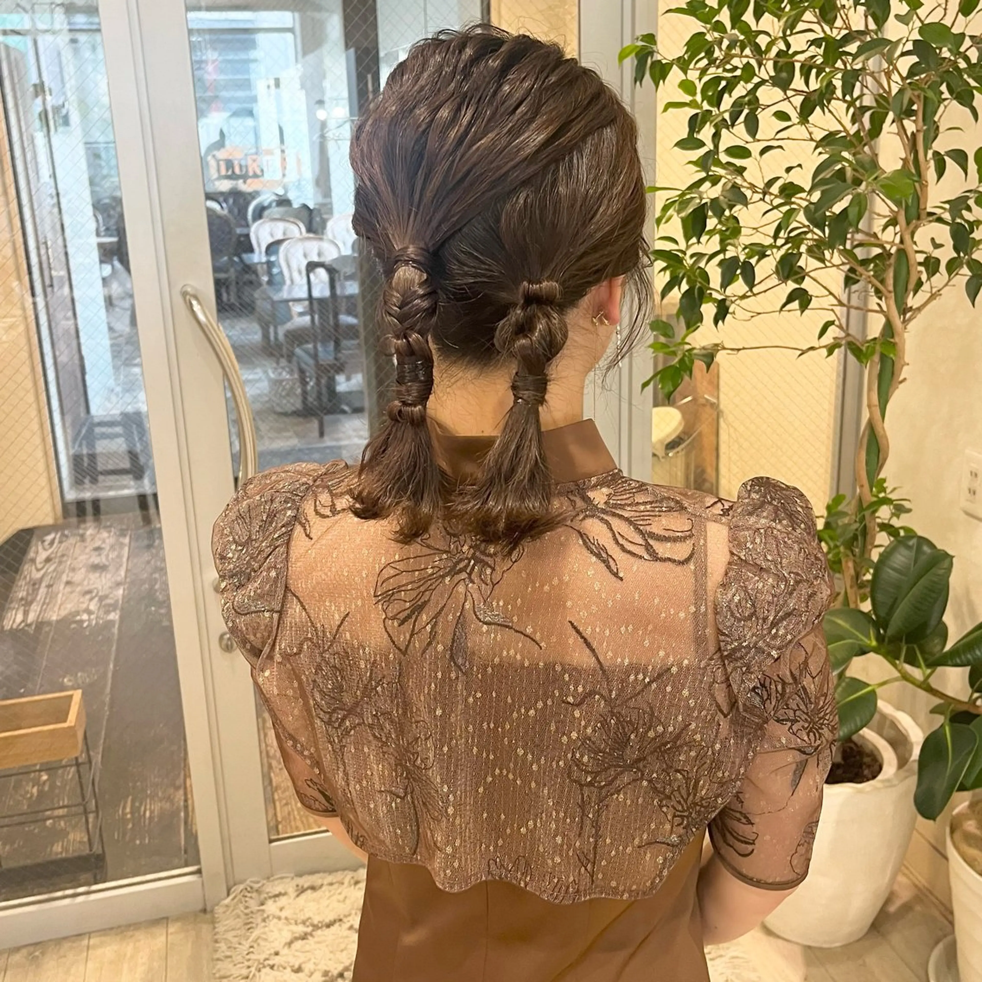 ミディアム ヘアアレンジ ヘアセット SiLO yuri andoのヘアスタイル