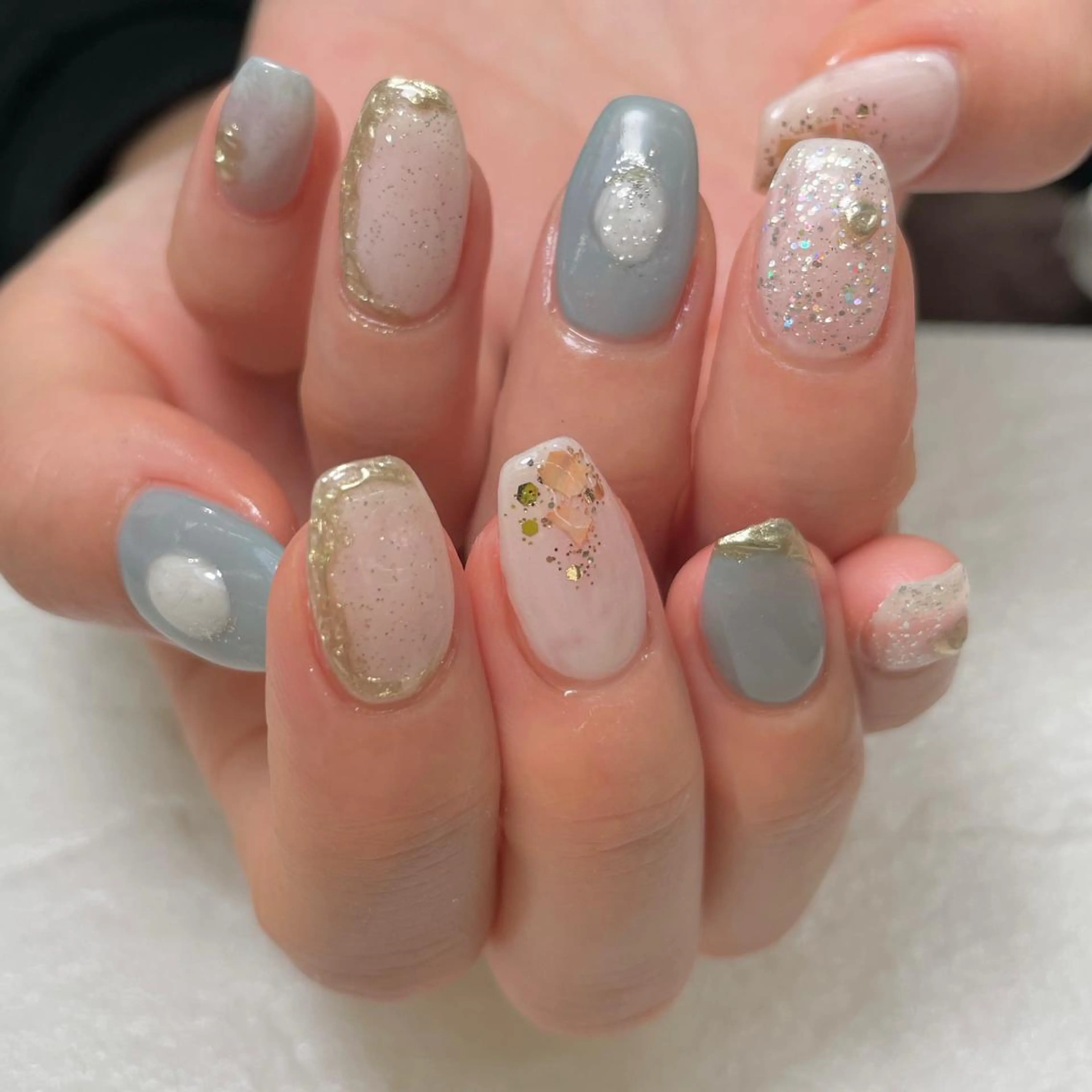 ネイル 持ち込み ニュアンスネイル Nail Blue512所属・Nailist MINORIのネイルデザイン