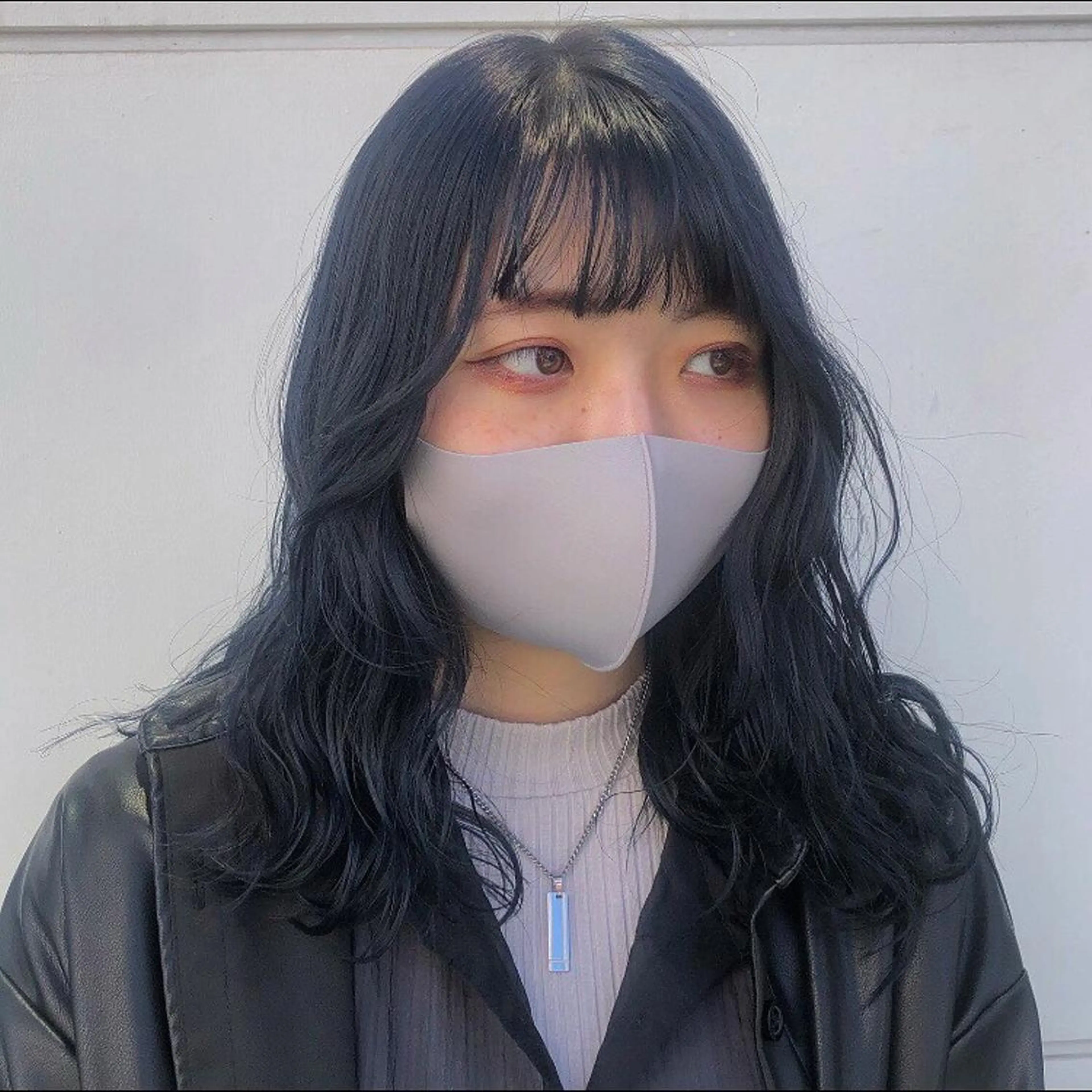 ロング カラー ブルーカラー ネイビーカラー カトウ ユウカのヘアスタイル