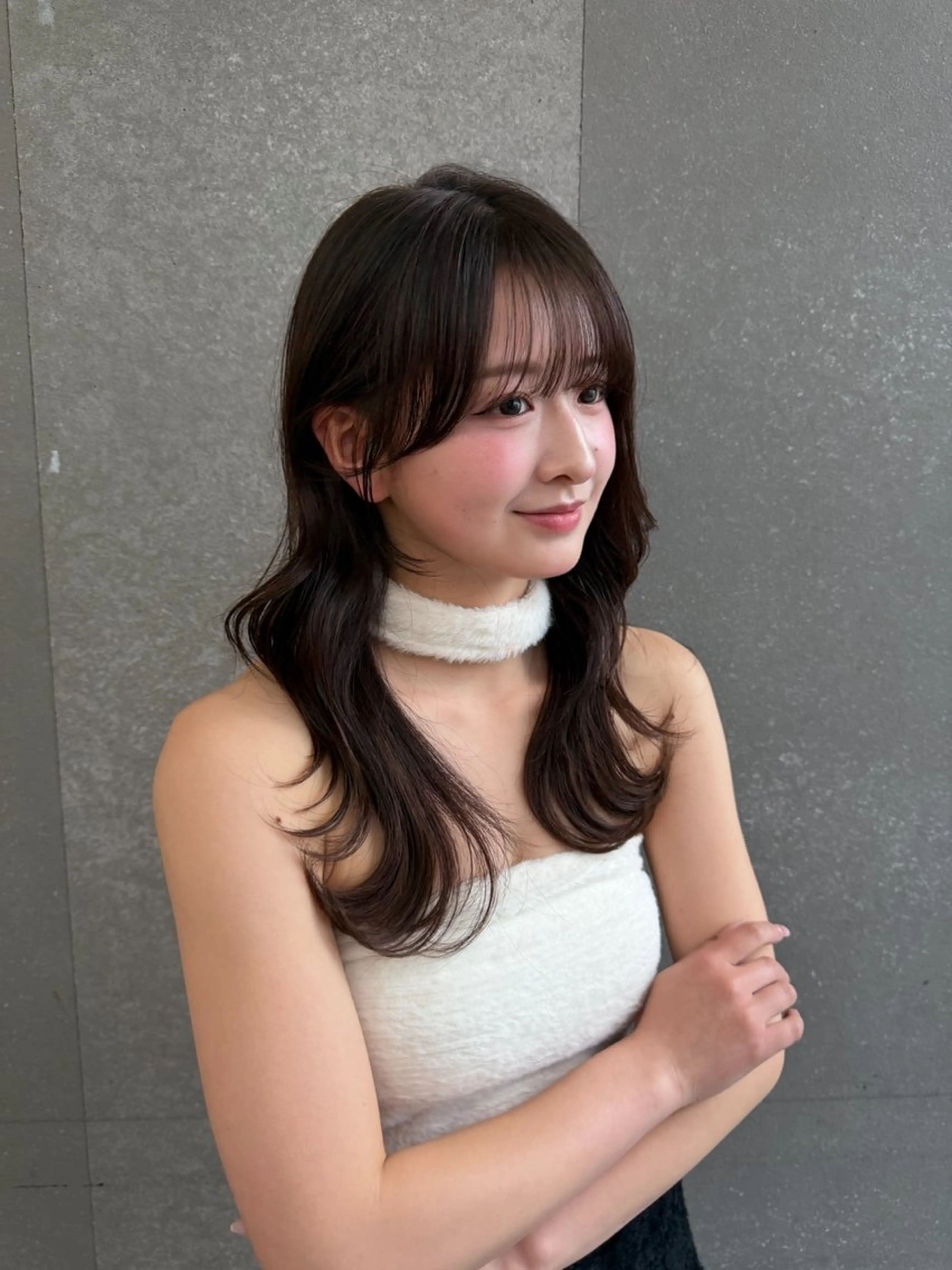 ミディアム 韓国風ヘア レイヤーカット カット ヘアカラー トリートメント 宍戸 崇人のヘアスタイル