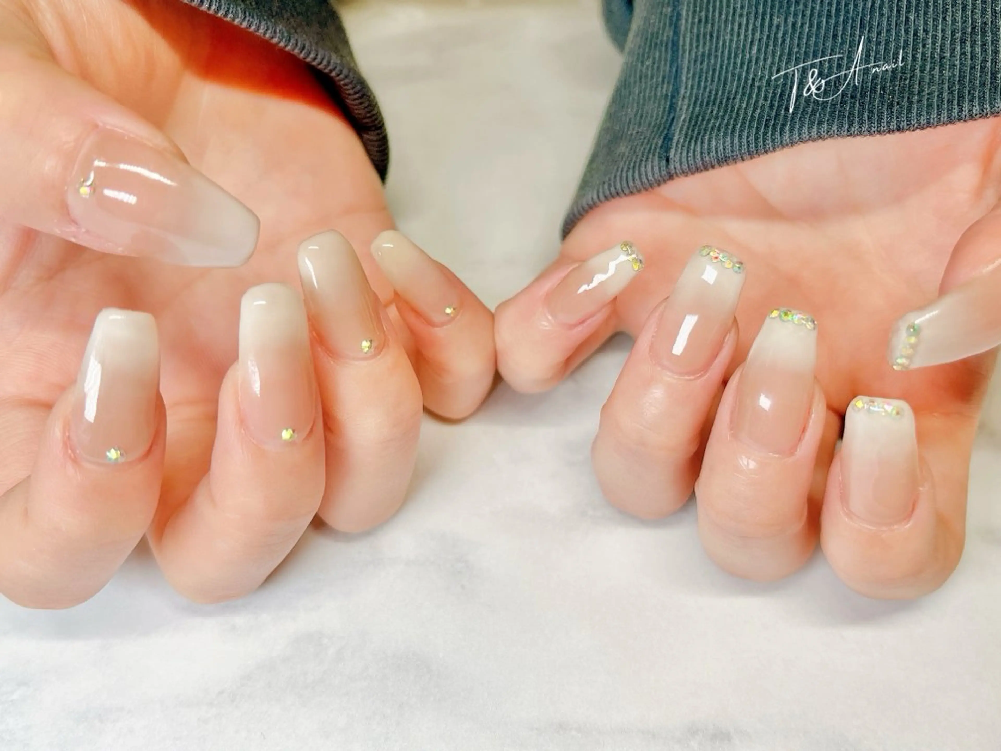 ネイル 長さ出し ジェルネイル グラデーション スカルプネイル ハンドネイル T&A nailのネイルデザイン