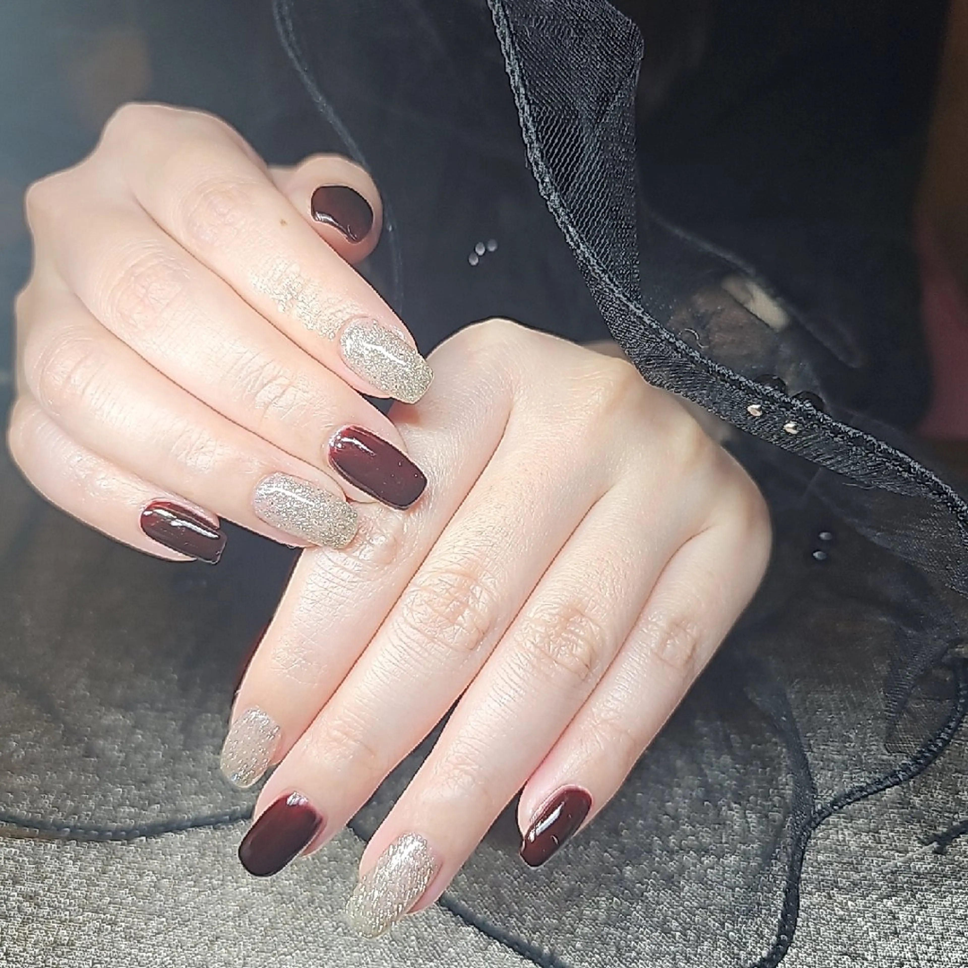 ネイル ボルドー ブラウン フラッシュネイル salon de Princess所属・salon de  Princessのネイルデザイン