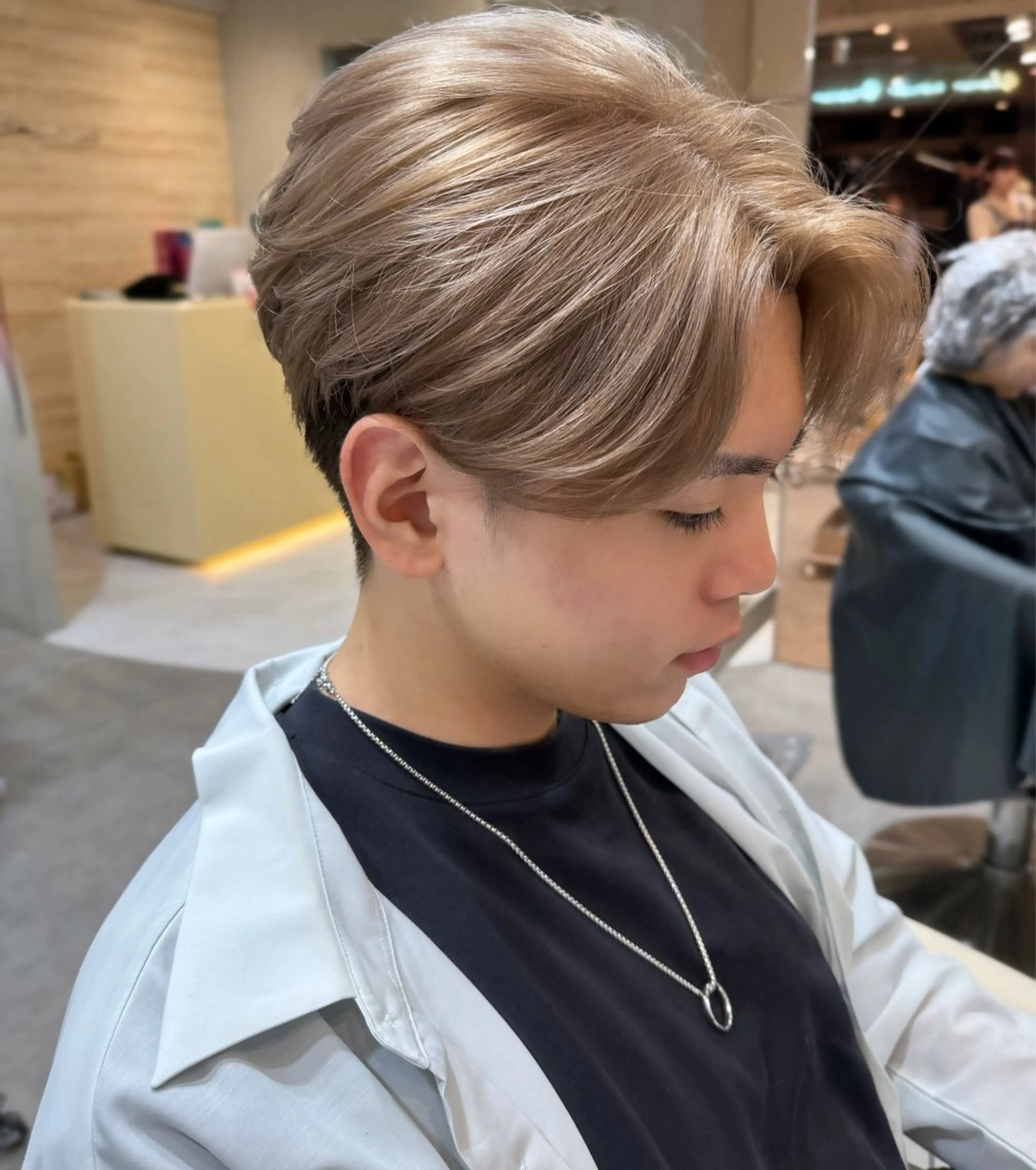 ショート カラー メンズ メンズブリーチ ブリーチ カット ヘアカラー 🔶似合わせセンター パート/ヤス🔶のヘアスタイル