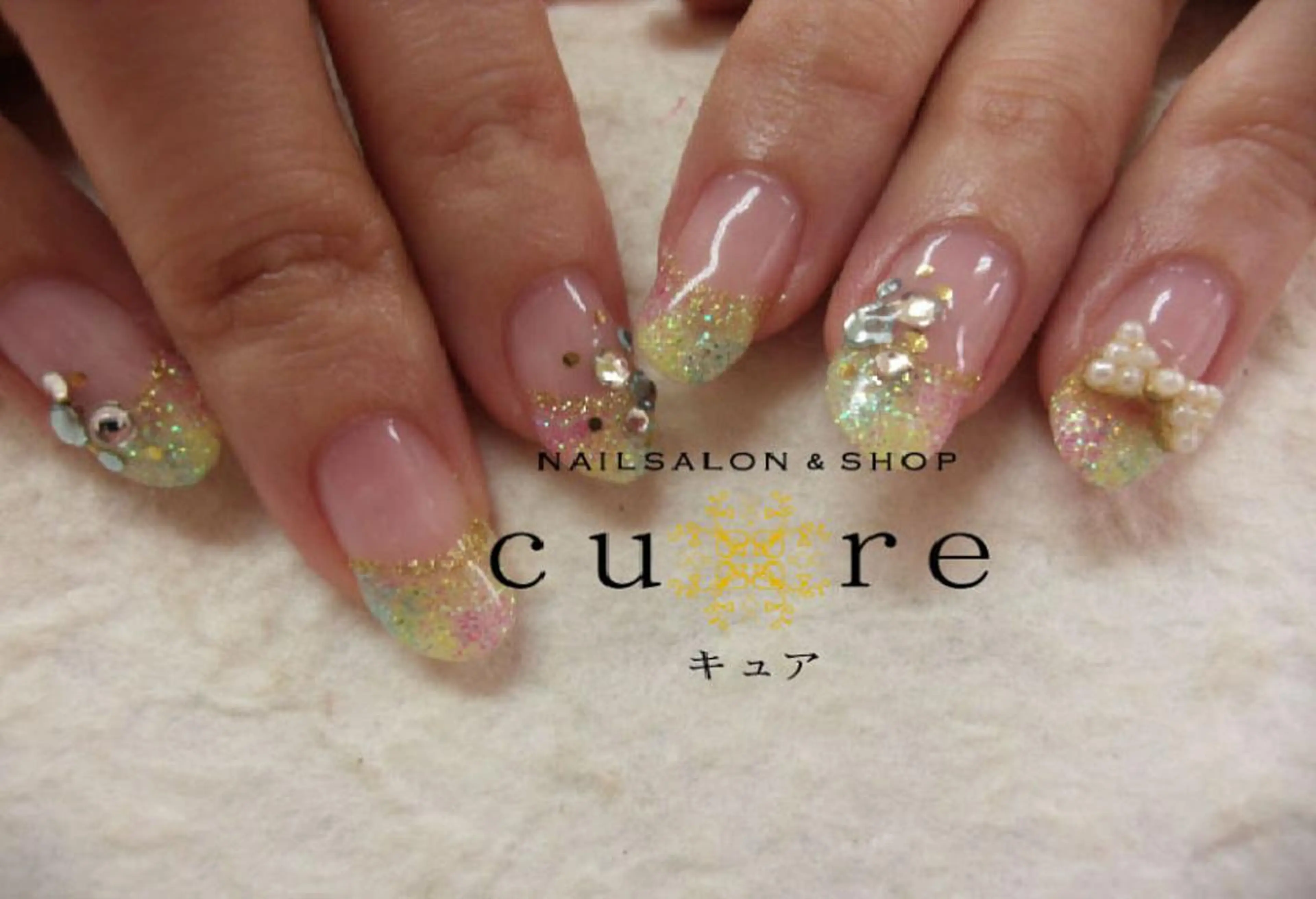 ミディアム ネイル ネイルサロン Cureのネイルデザイン