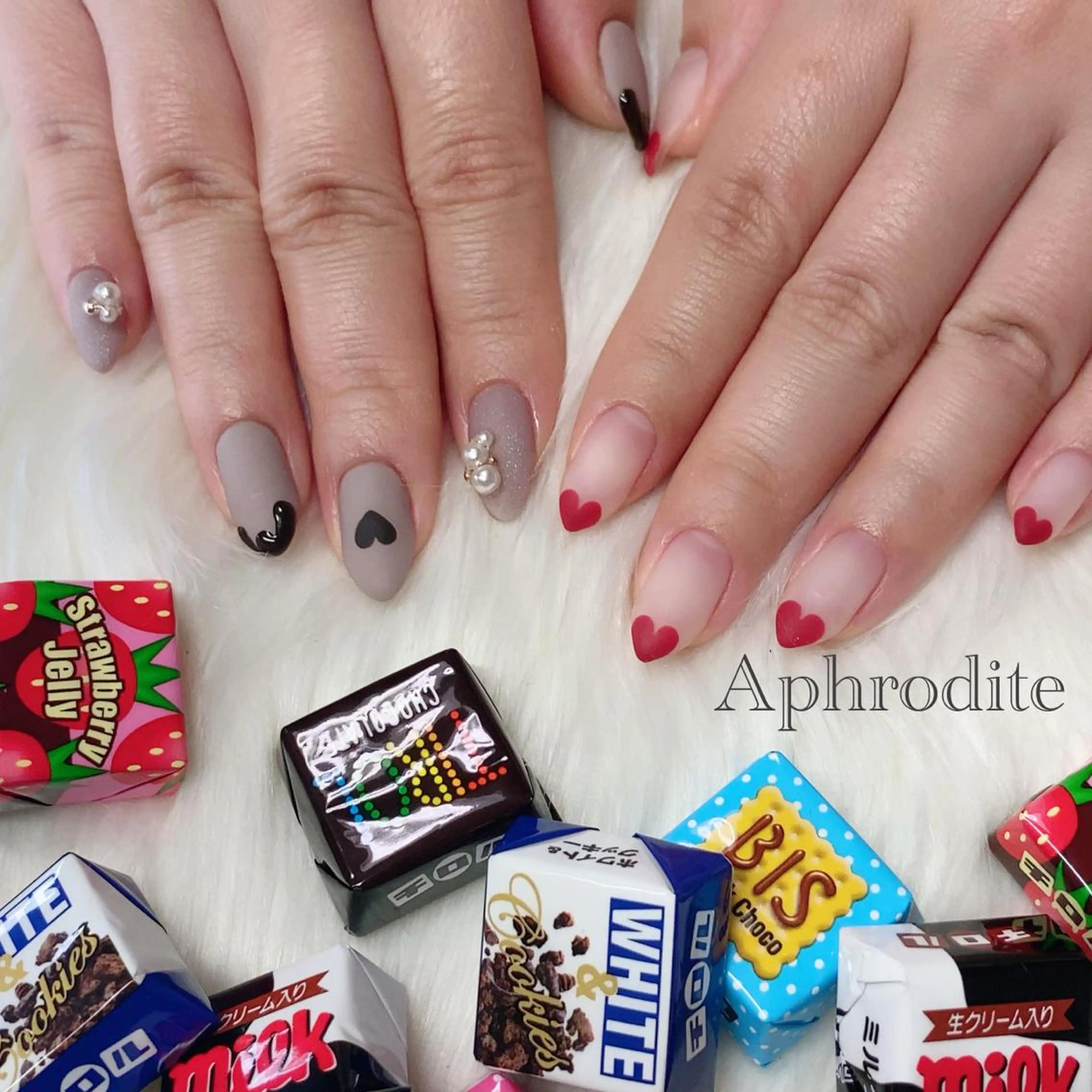 ネイル Aphrodite パラジェル認定サロンのネイルデザイン