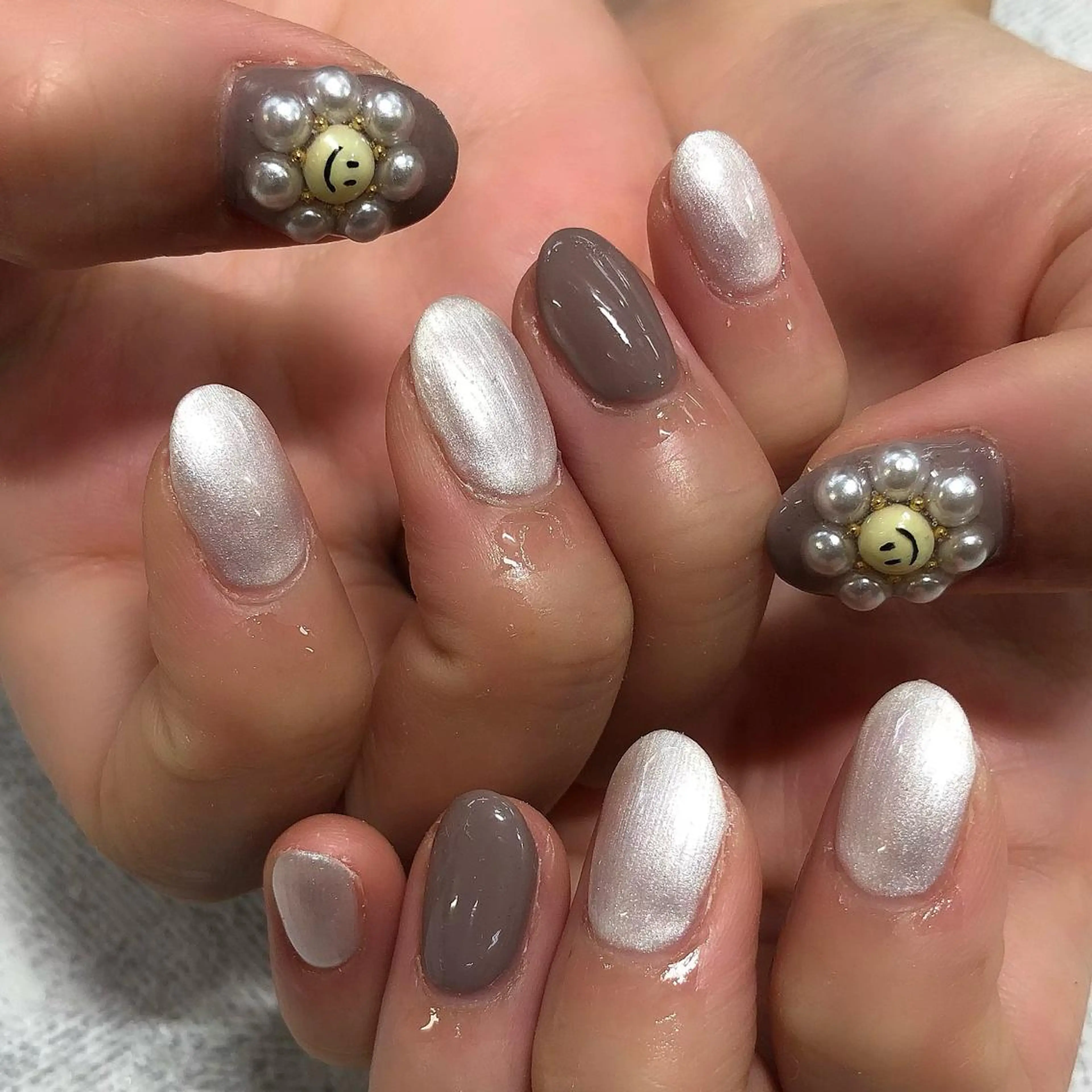 ネイル 持ち込み ストーンネイル ハンドネイル 【Yappy🌈】 💖P-tanaのネイルデザイン