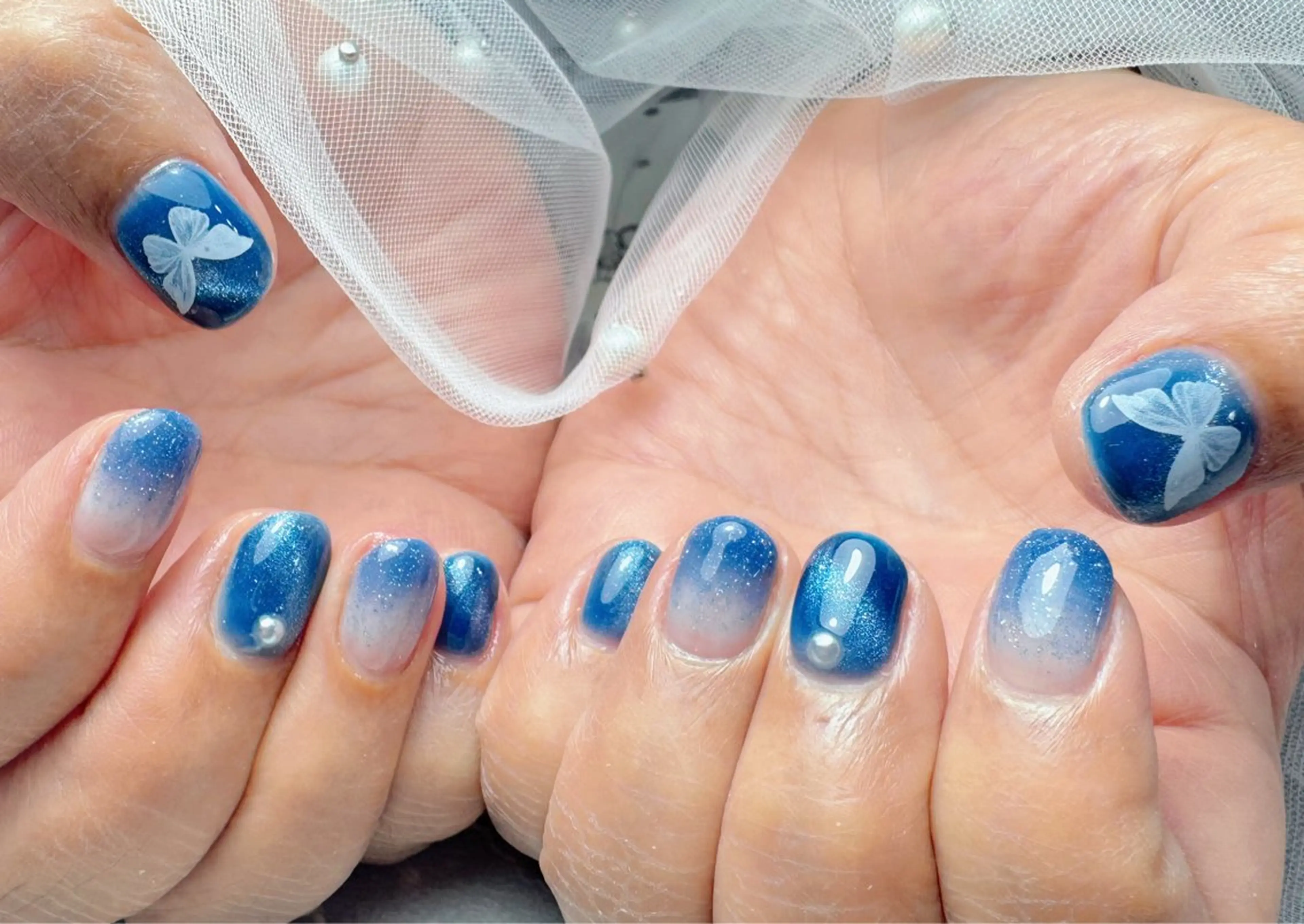 ネイル ハンドネイル マジックミラー所属・マジック ミラーのネイルデザイン