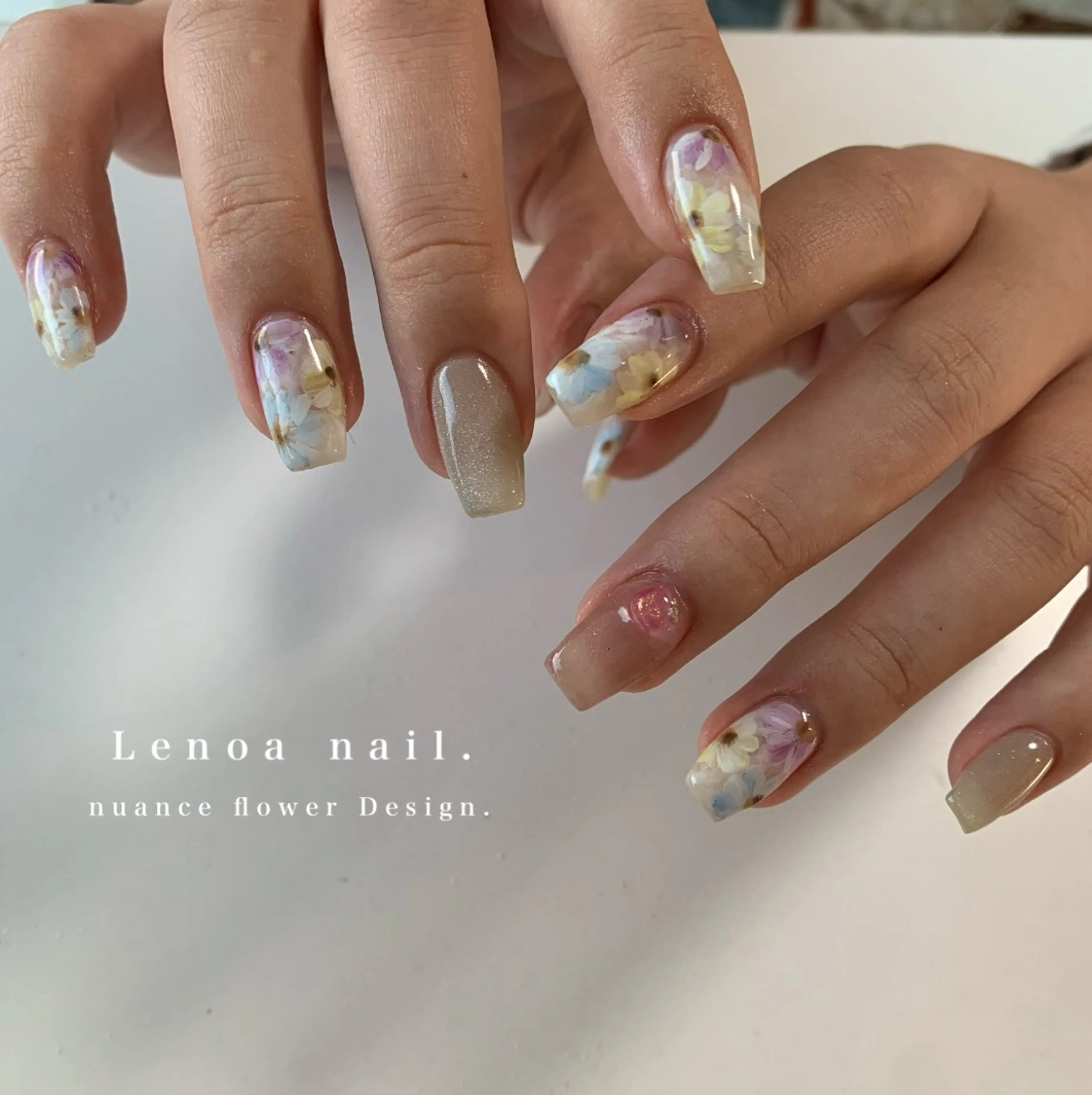 ネイル フラワーネイル ニュアンスネイル nailsalon Lenoaのネイルデザイン