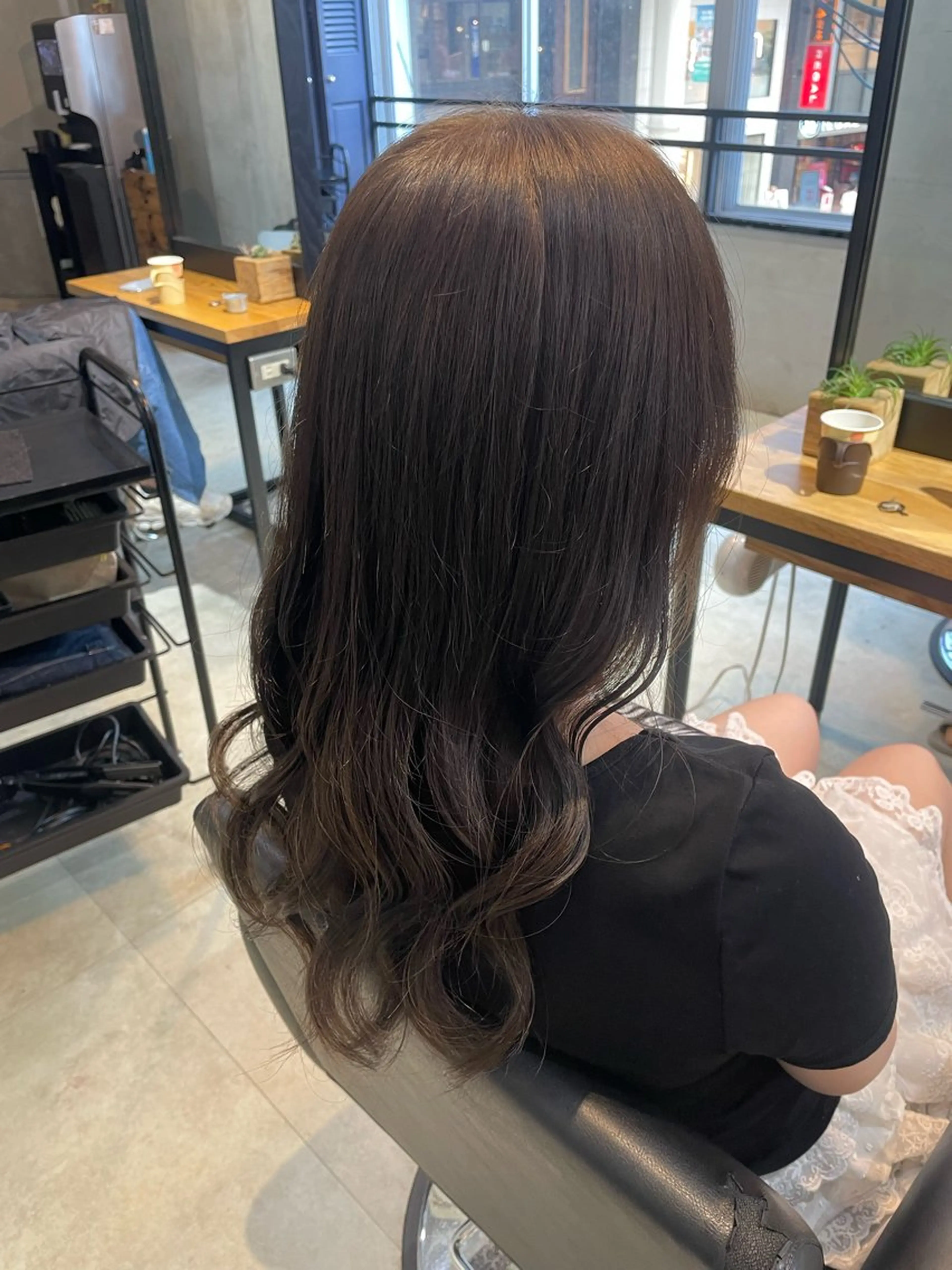 カラー ベージュカラー ヘーゼル ヘアカラー HAYATA/透明感 /派手髪/ケアブリのヘアスタイル