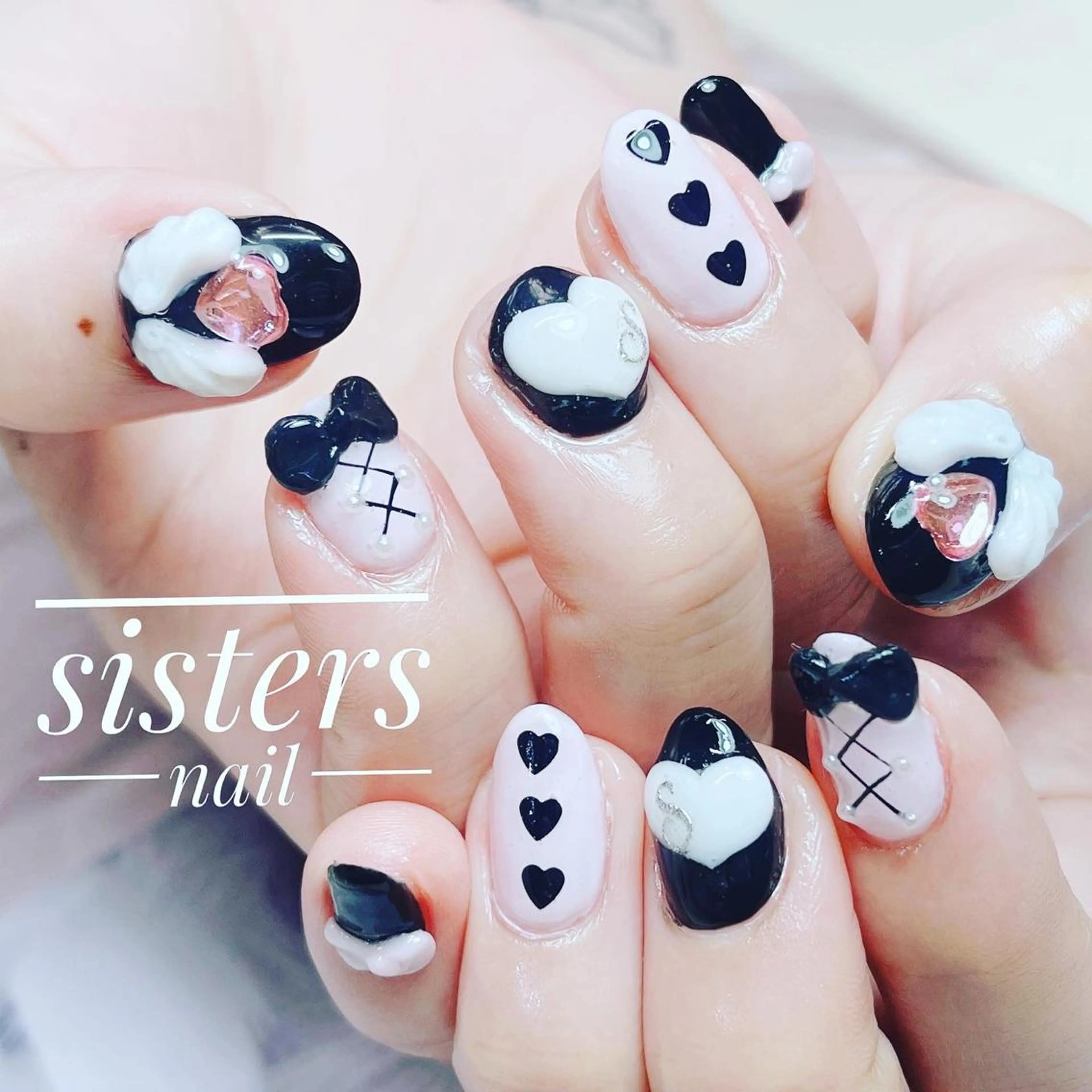 ネイル アートネイル ハート リボン sisters nail.fのネイルデザイン