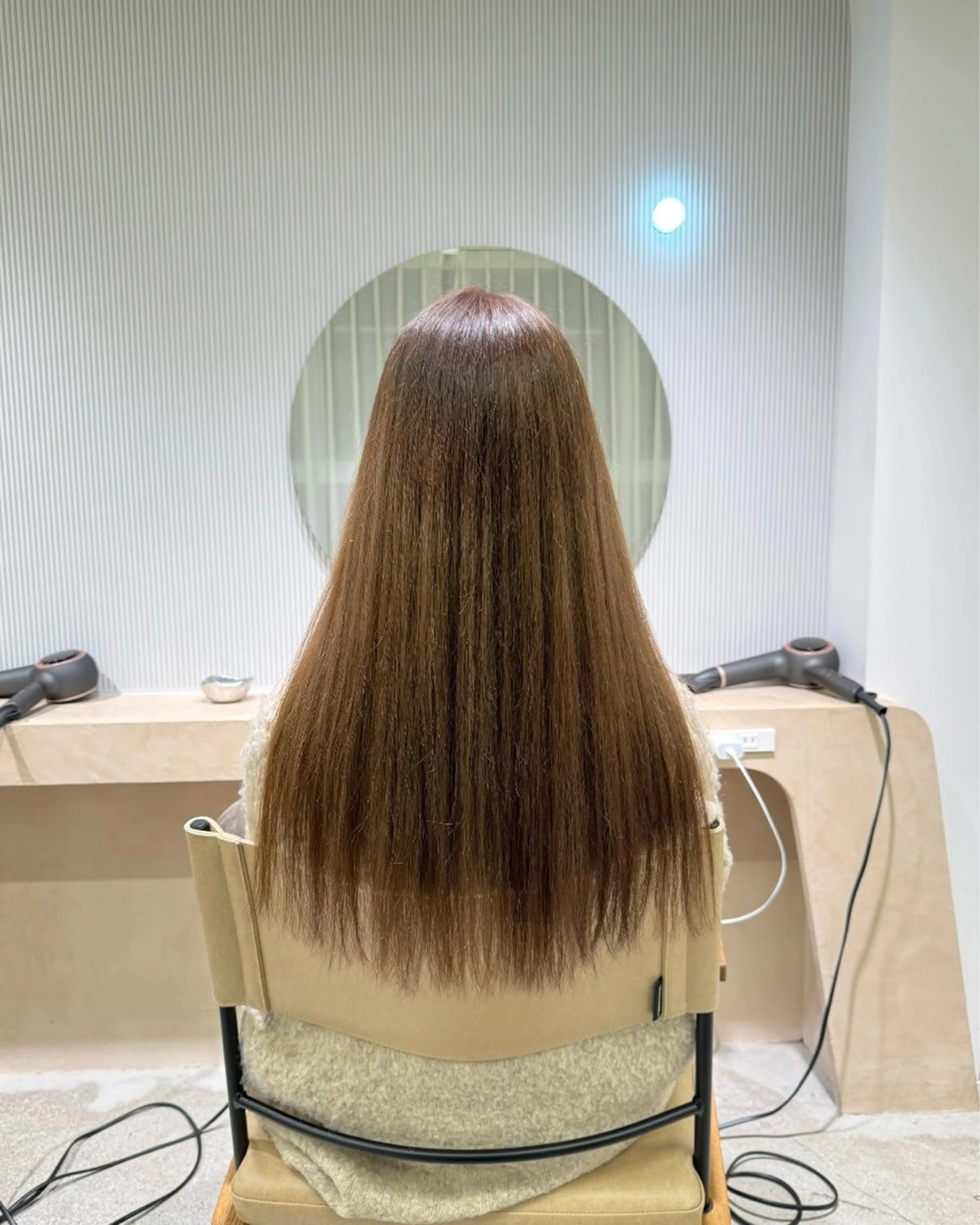 カラー ベージュカラー ブリーチ ulu名古屋栄所属・落合しほ/韓国ヘア/ 髪質改善/縮毛矯正のヘアスタイル