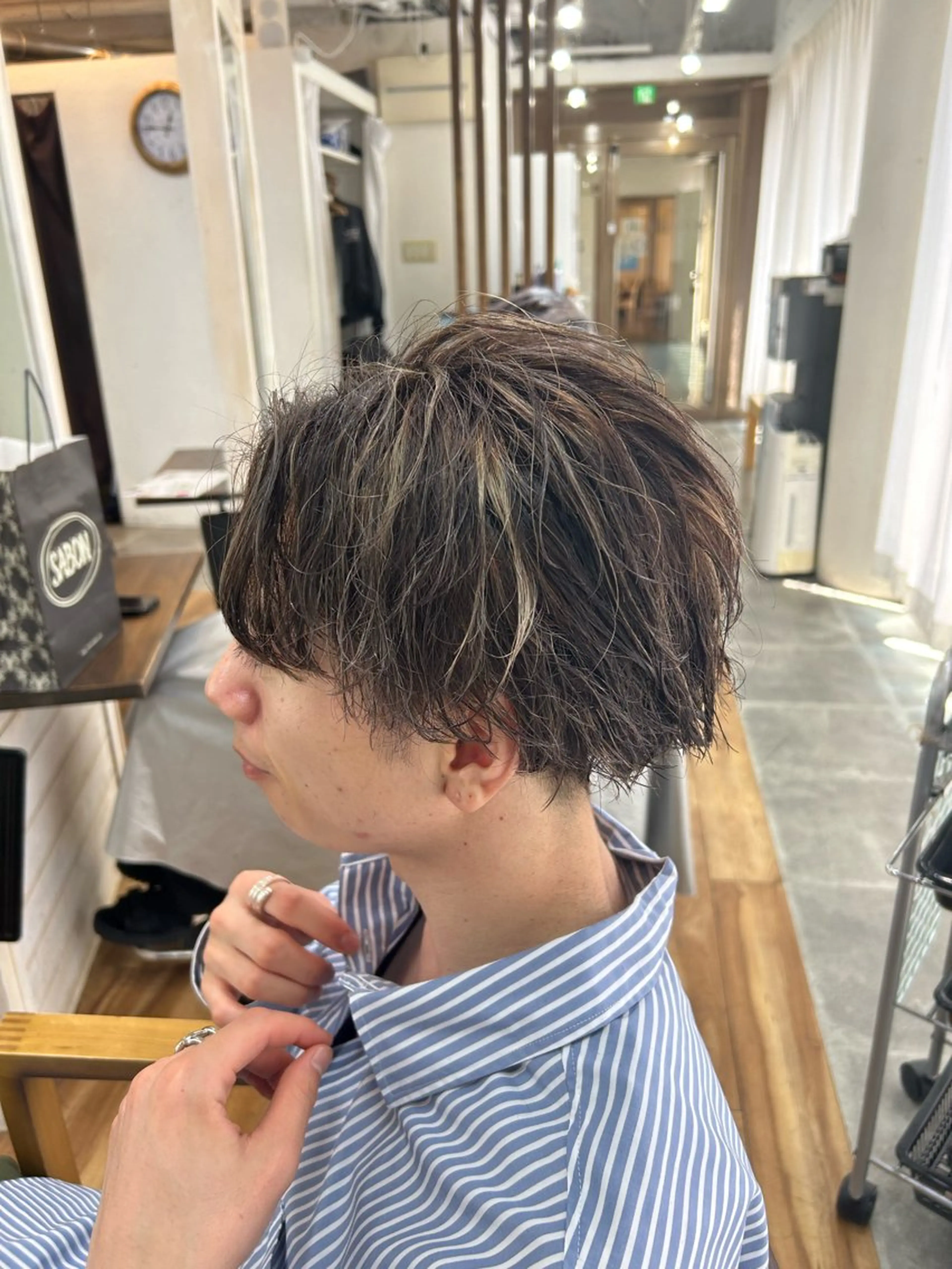 ショート カラー メンズ メンズハイライト ハイライトカラー ハイライト カット ヘアカラー トリートメント CECIL hair なんば店所属・メンズパーマ 艶髪☆店長☆有馬のヘアスタイル