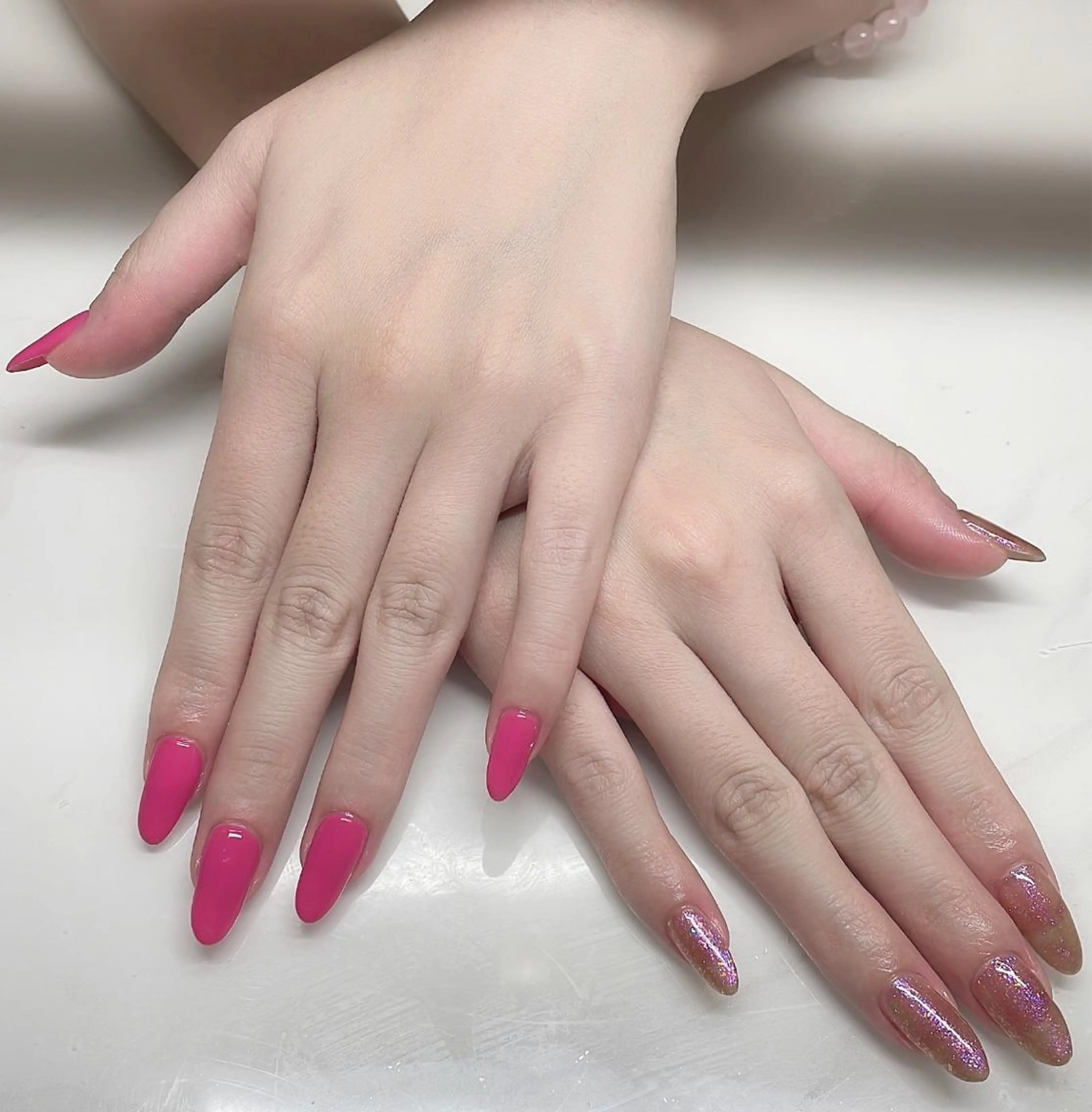 ネイル オーロラネイル べっ甲ネイル クリアネイル 氷ネイル・うるうるネイル 韓国ネイル ハンドネイル KARI ネイルサロンのネイルデザイン